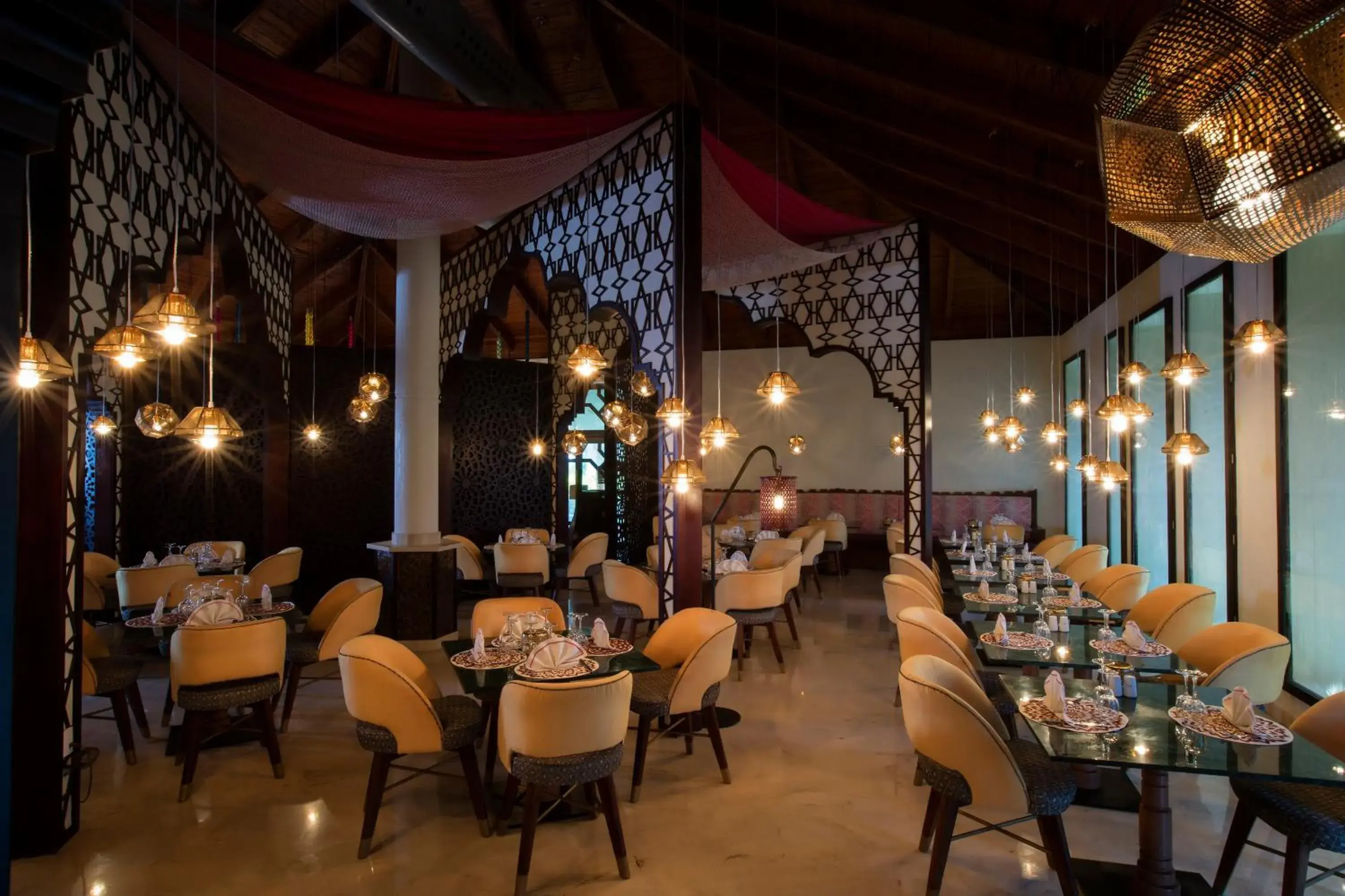 Restaurant/places to eat in Grand Palladium Palace Resort Spa & Casino - All Inclusive Restaurant/places to eat in Grand Palladium Palace Resort Spa & Casino - All Inclusive