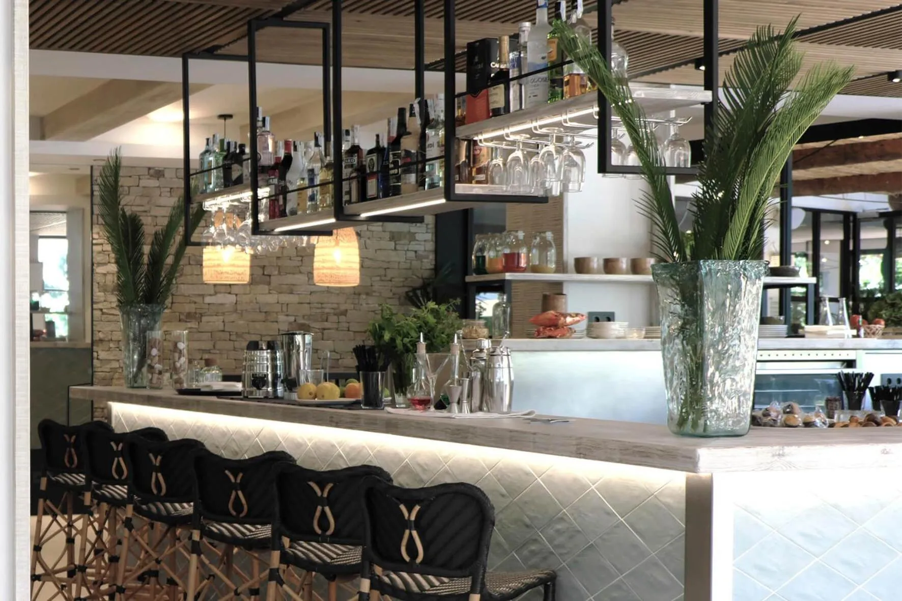 Day in Hotel Acapulco