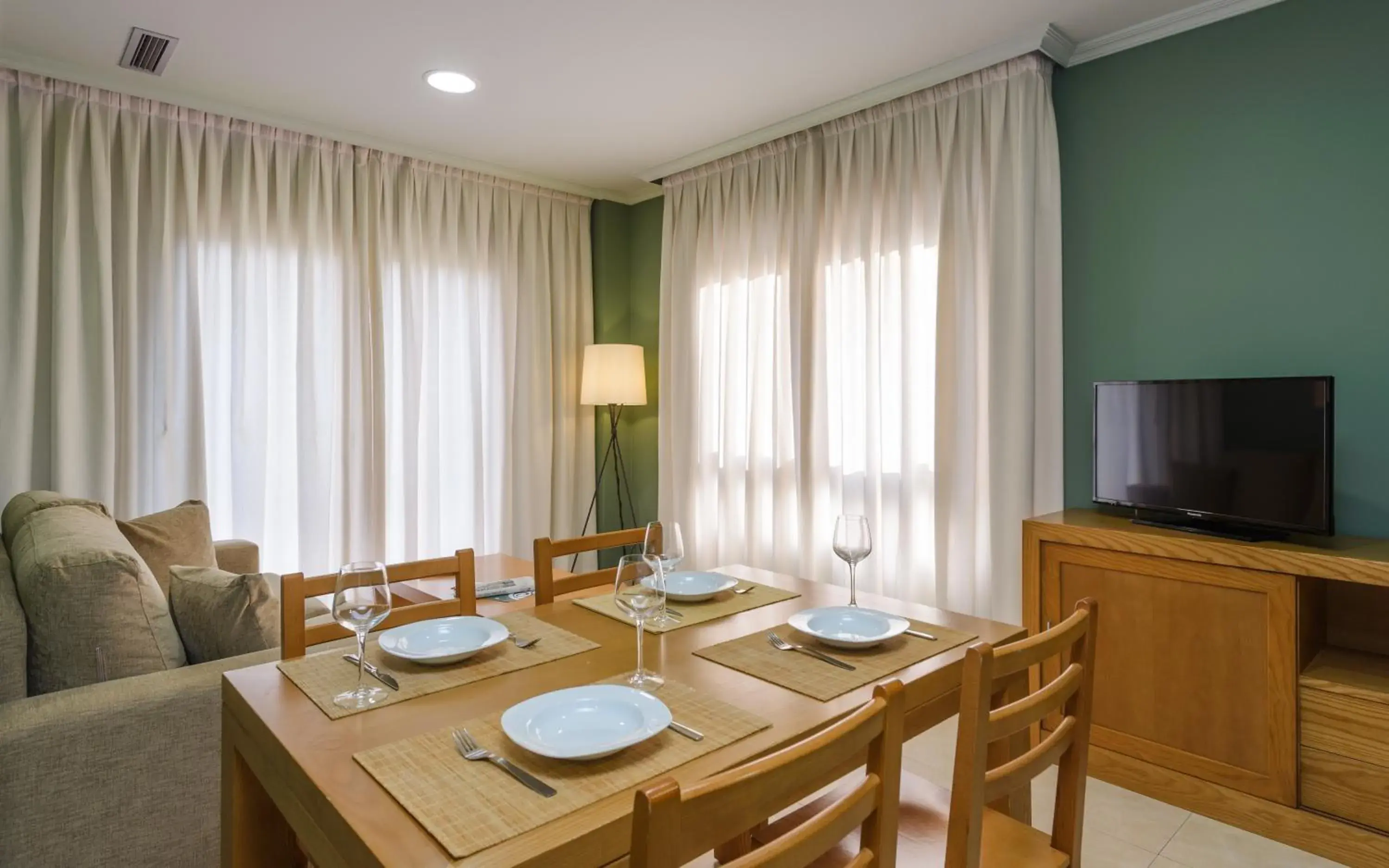 Apartment (2-4 Adults) in Apartamentos Trisquel Apartment (2-4 Adults) in Apartamentos Trisquel