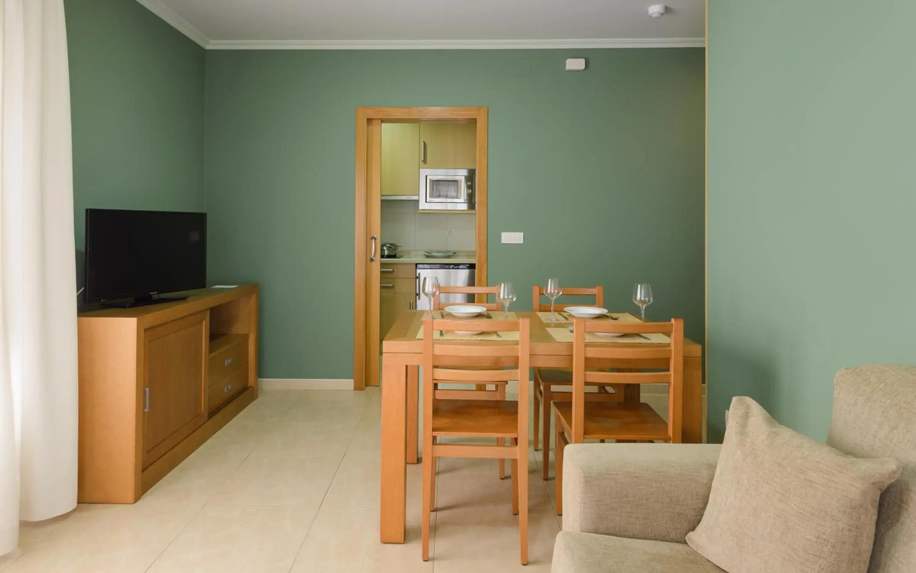 Apartment (2-4 Adults) in Apartamentos Trisquel Apartment (2-4 Adults) in Apartamentos Trisquel
