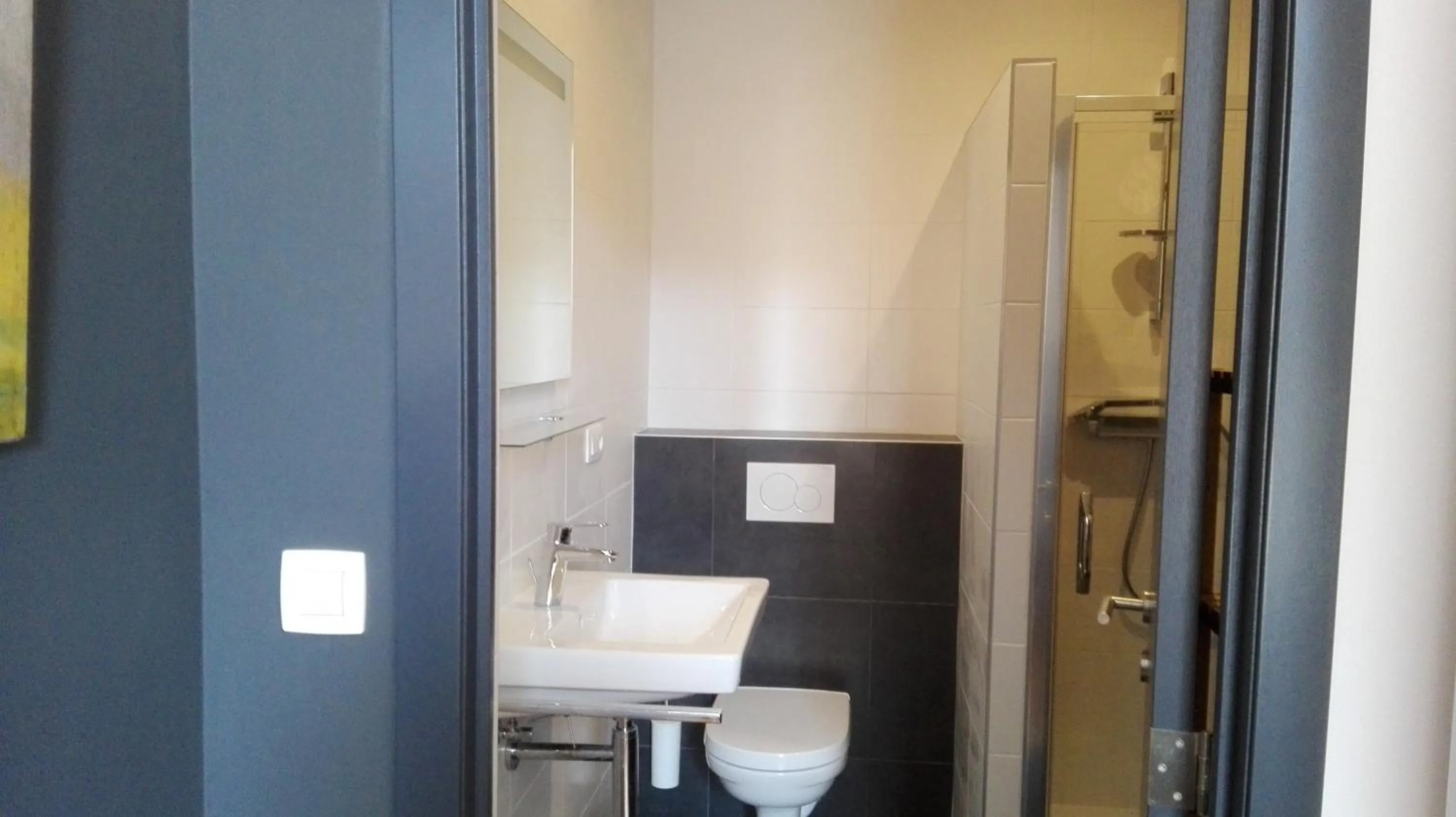 Bathroom in Villa 36 B&B