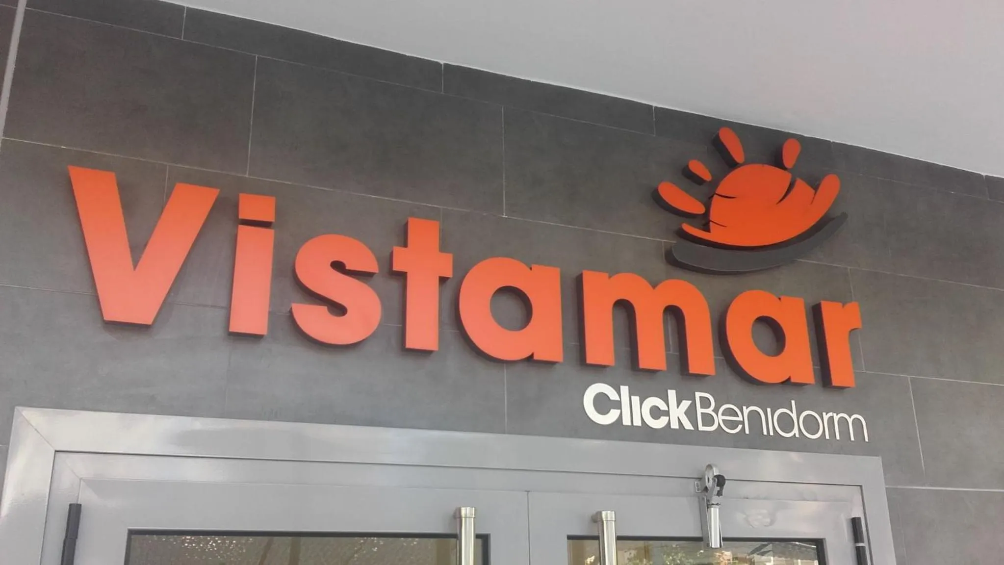 Property logo or sign in Apartamentos Vistamar