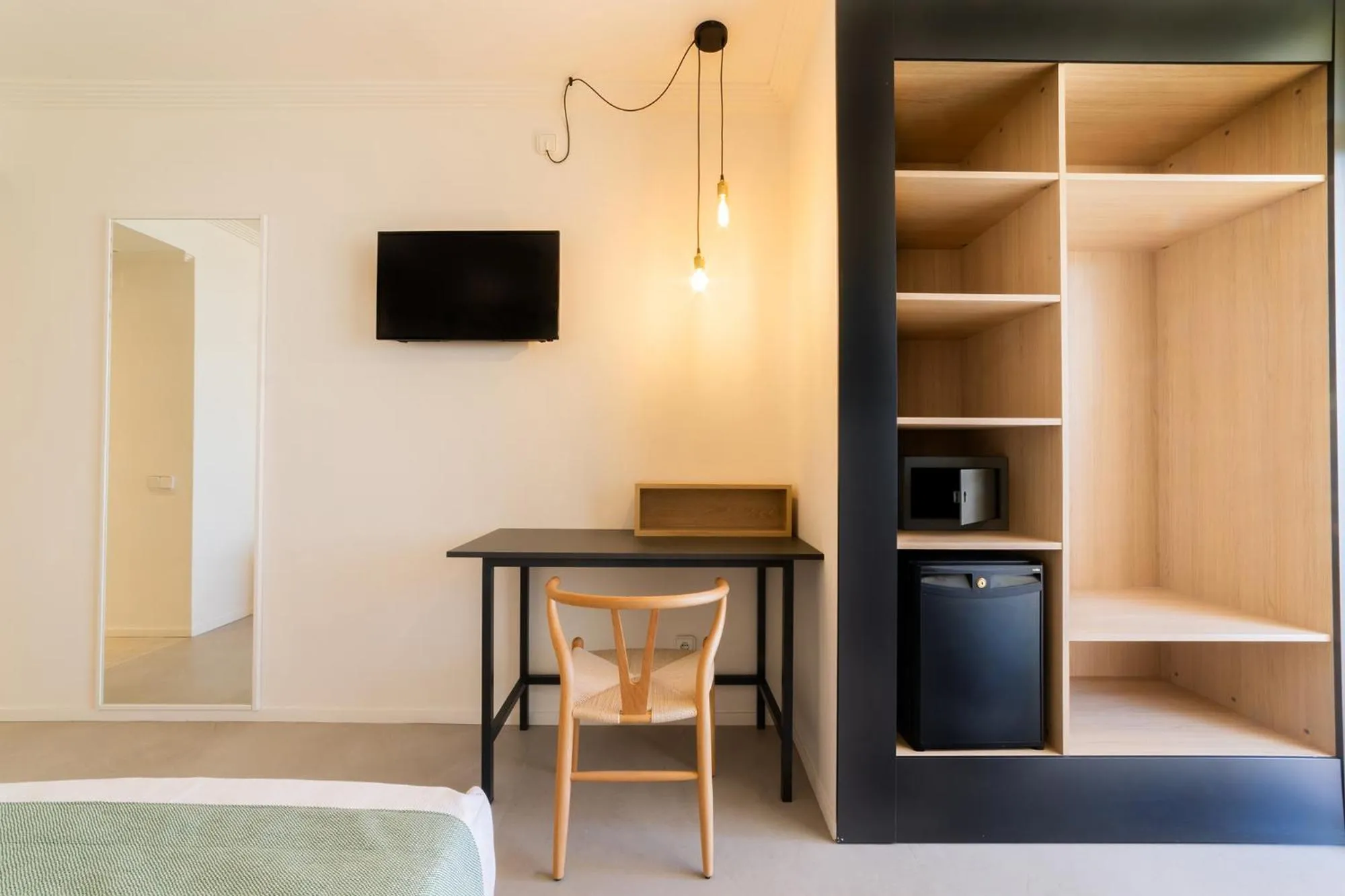 TV and multimedia, Bed in Palas Pineda