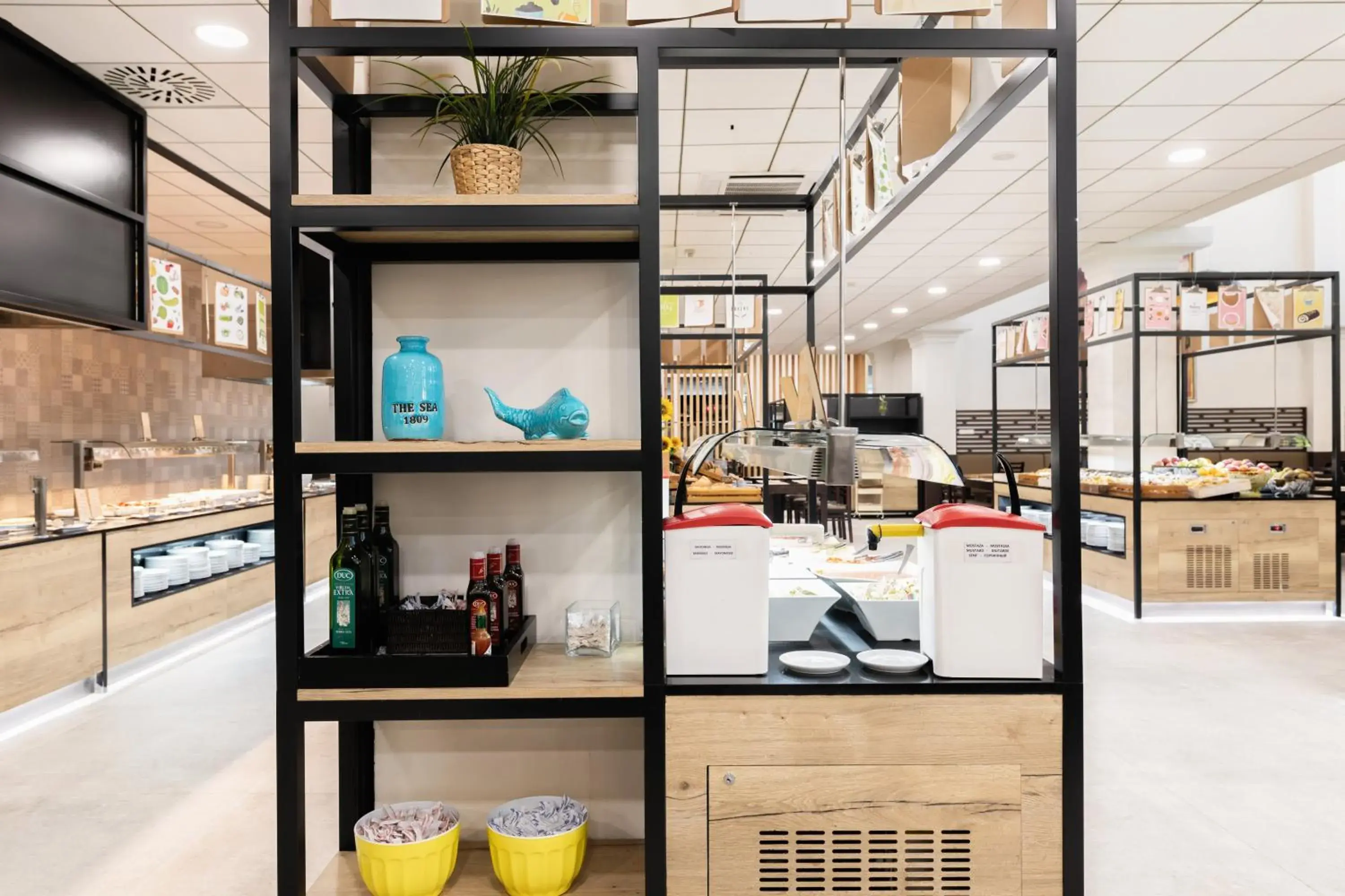 Restaurant/places to eat in Palas Pineda Restaurant/places to eat in Palas Pineda