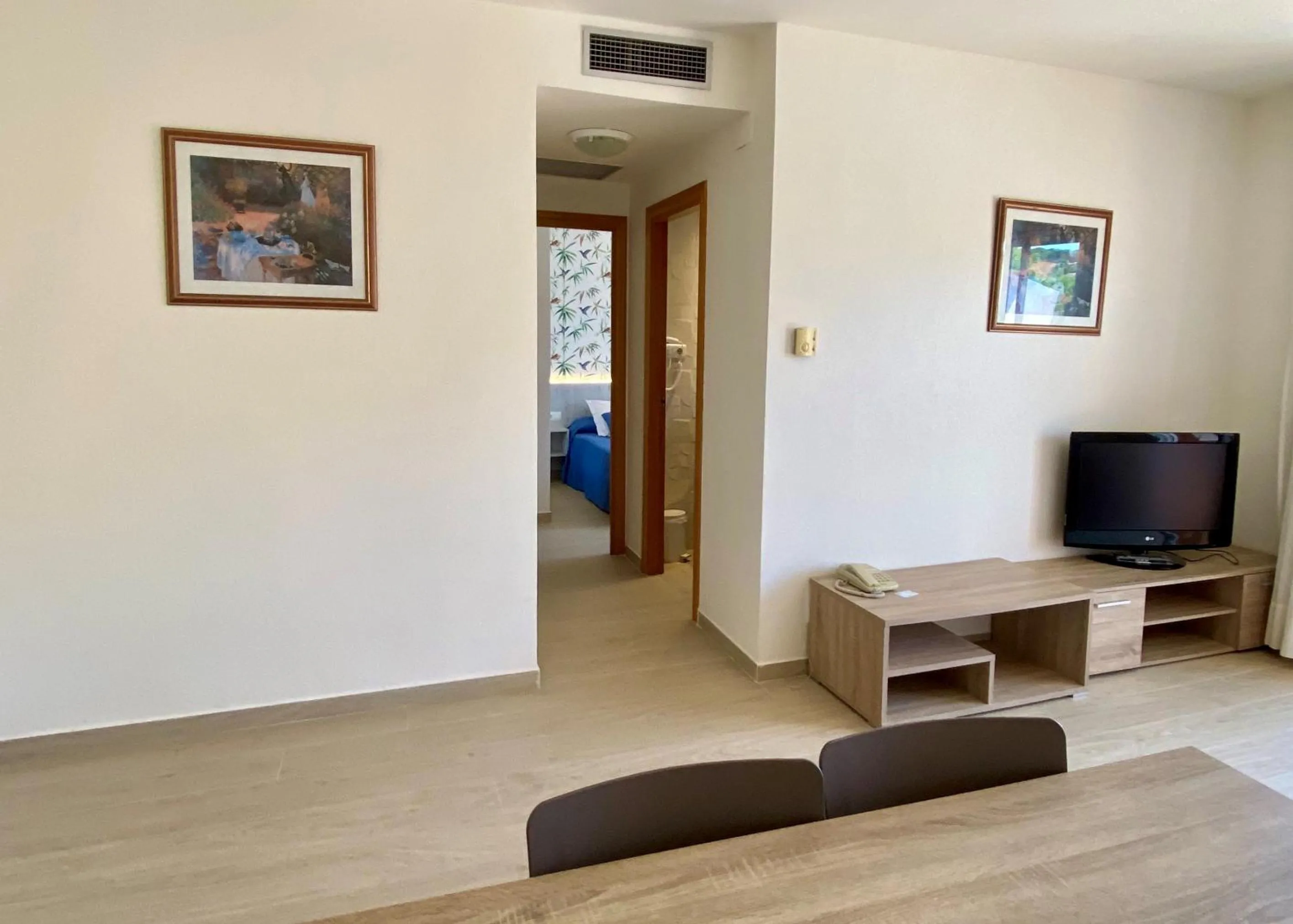 Dining area in Palas Pineda