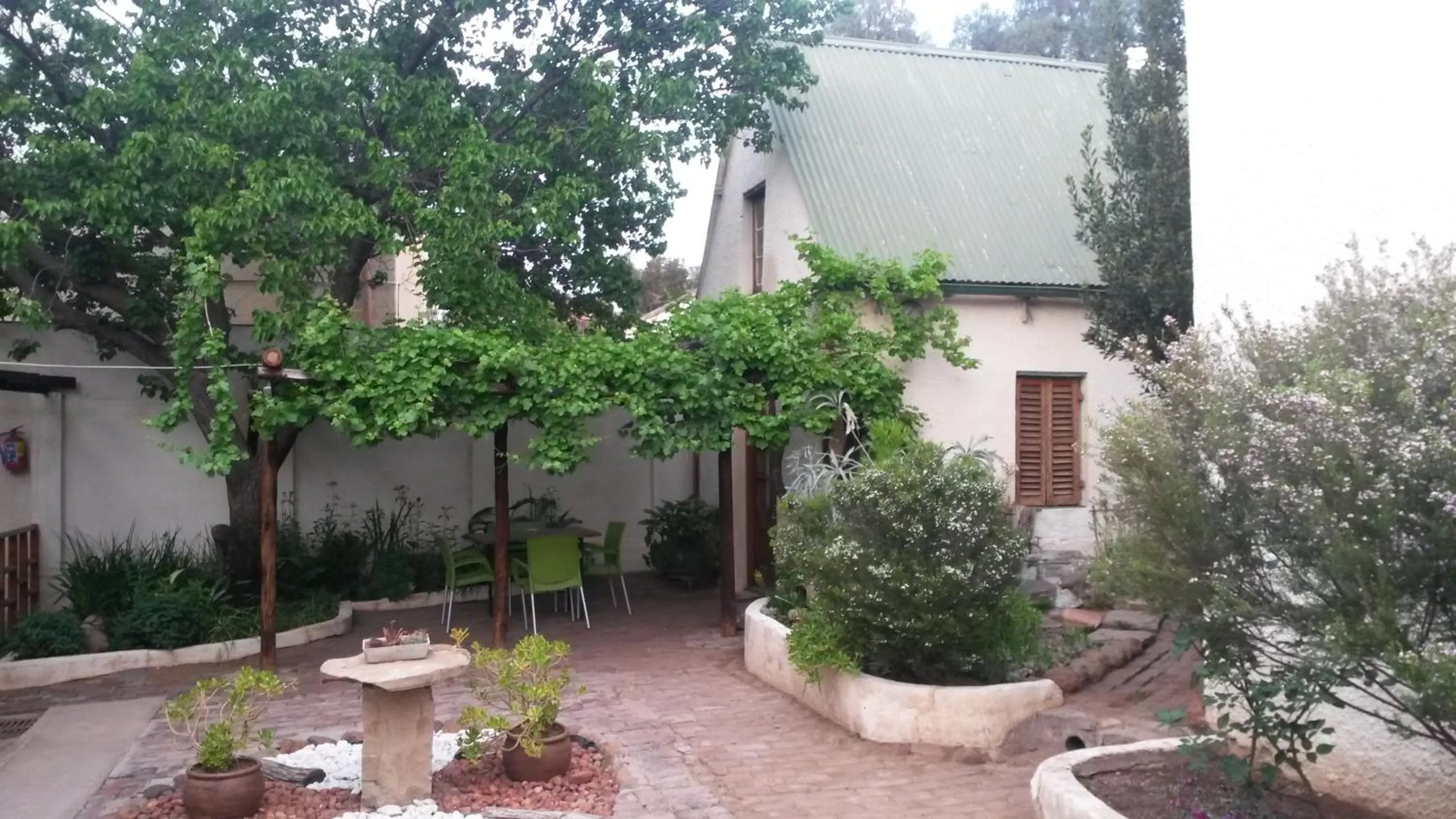 Day in NANNA ROUS' TOWN HOUSE