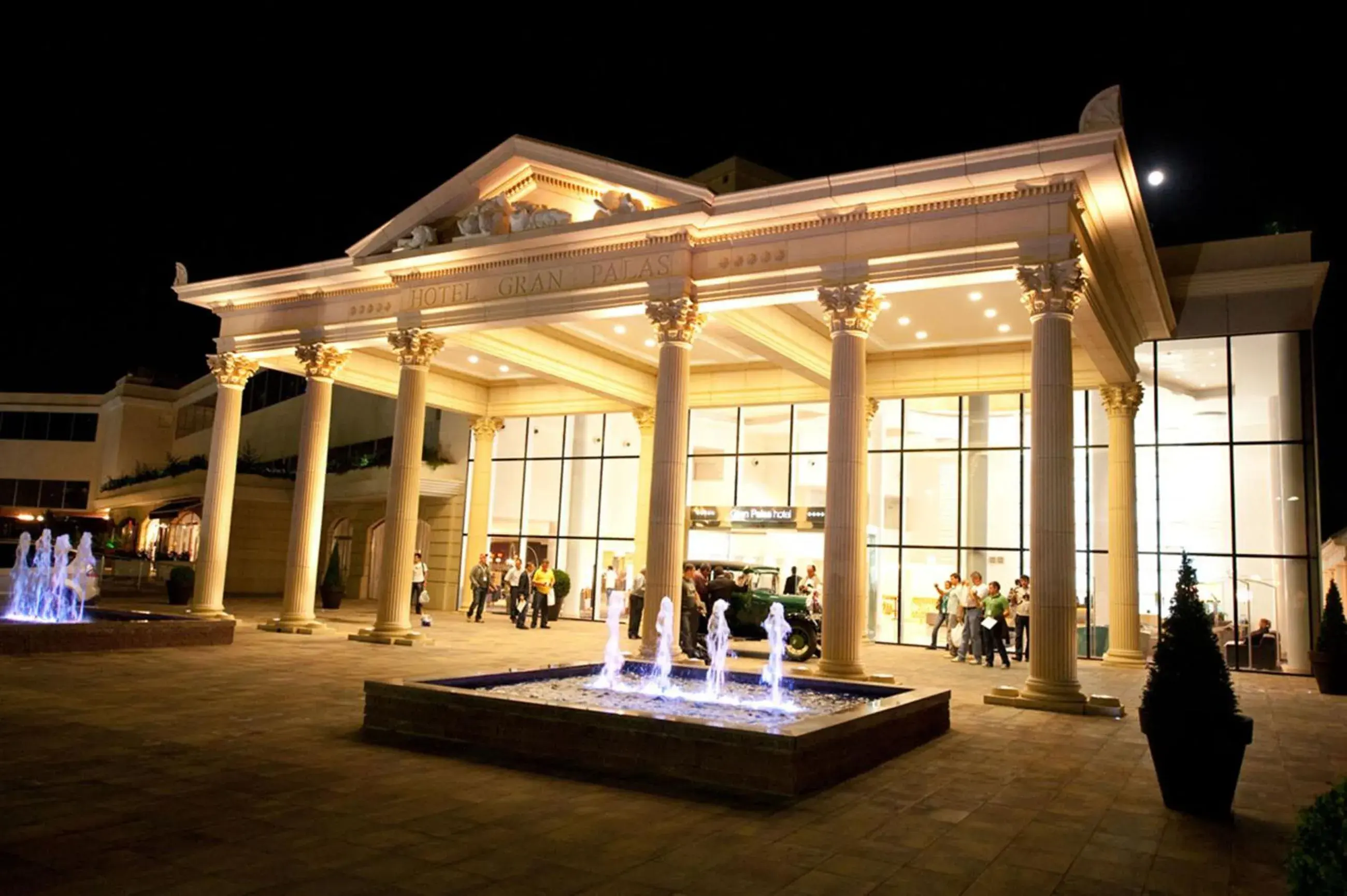 Facade/entrance in Gran Palas Hotel - Spa incluido Facade/entrance in Gran Palas Hotel - Spa incluido