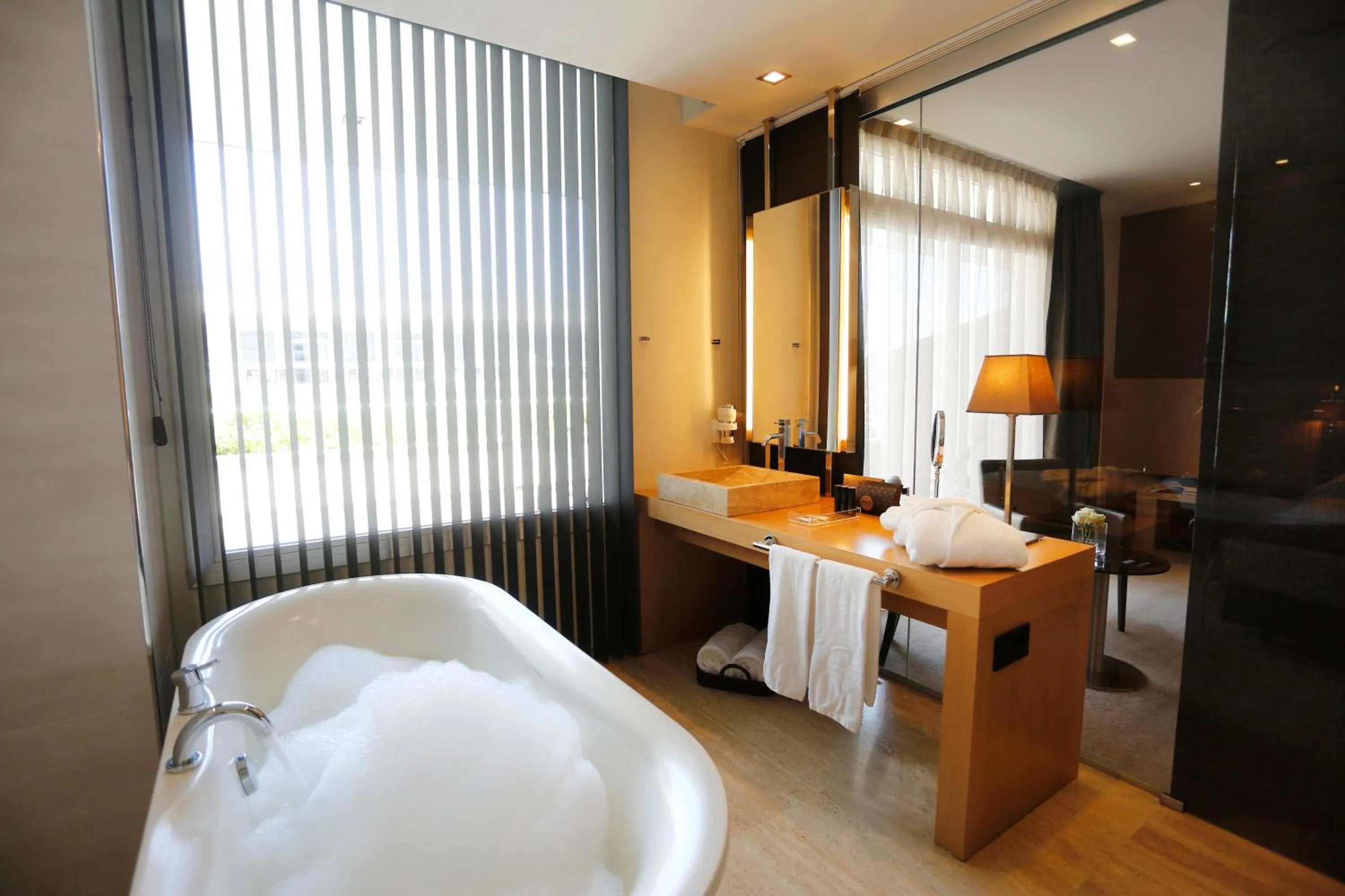 Bathroom, Bed in Gran Palas Hotel - Spa incluido