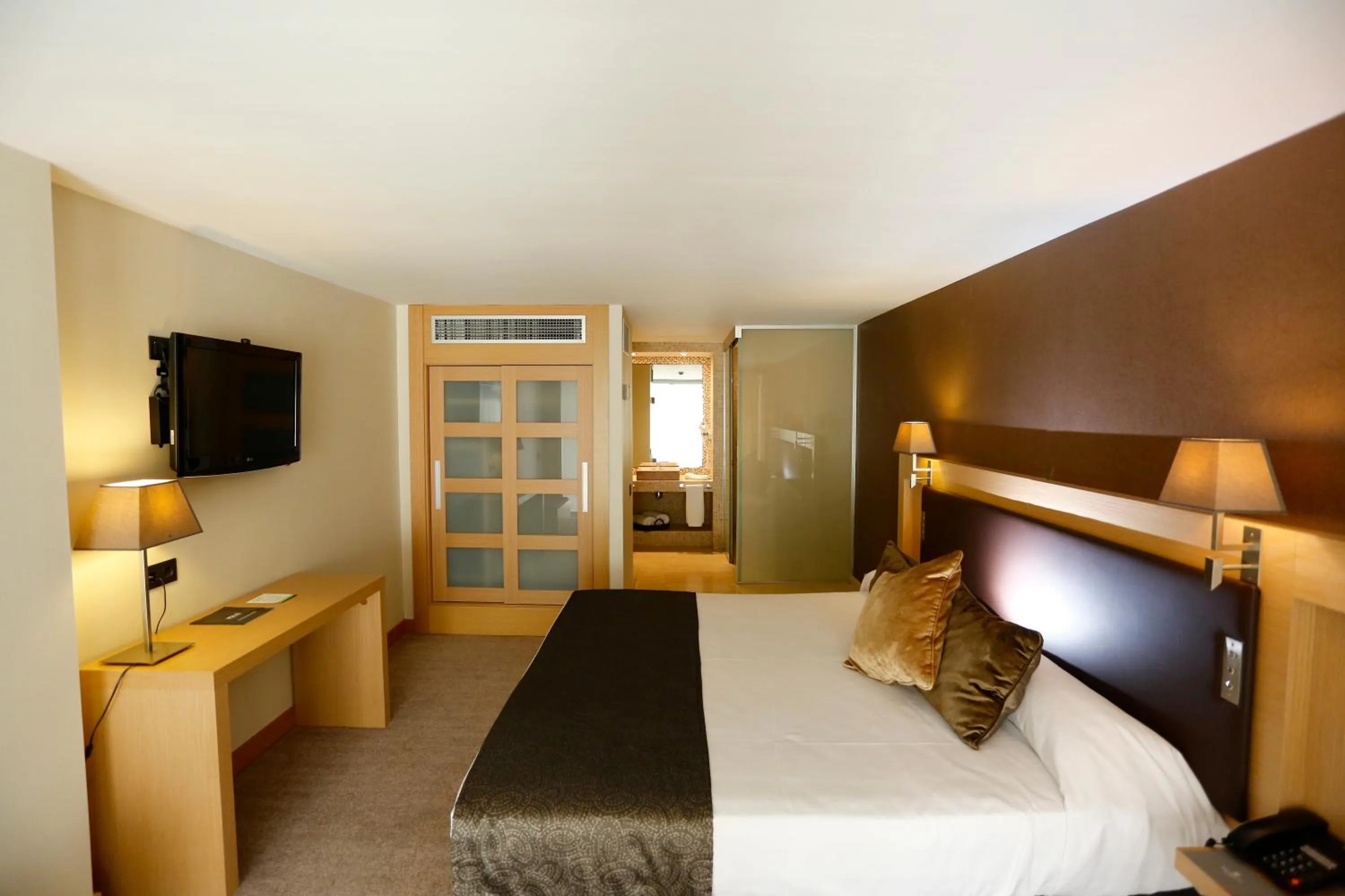 Bed in Gran Palas Hotel - Spa incluido