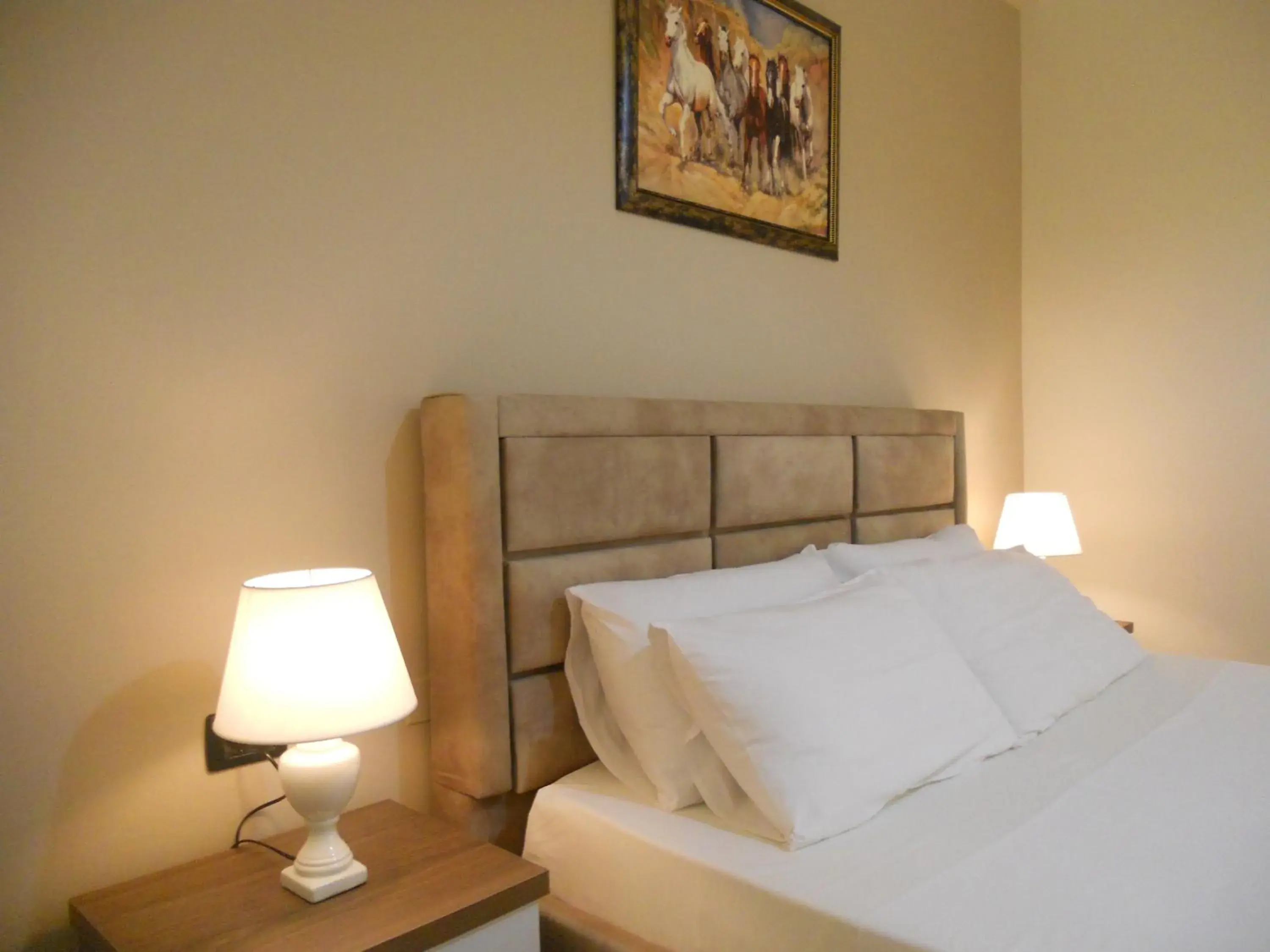 Bedroom, Bed in Onorato Hotel Bedroom, Bed in Onorato Hotel