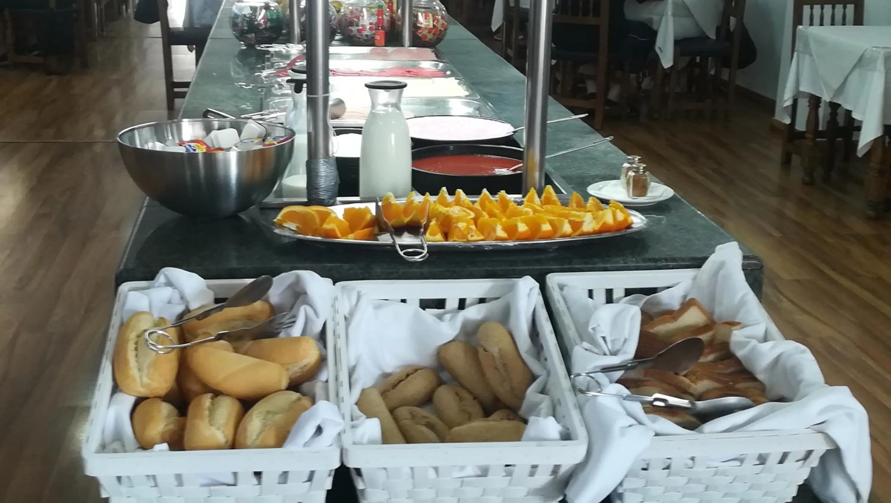 Continental breakfast in Kristal