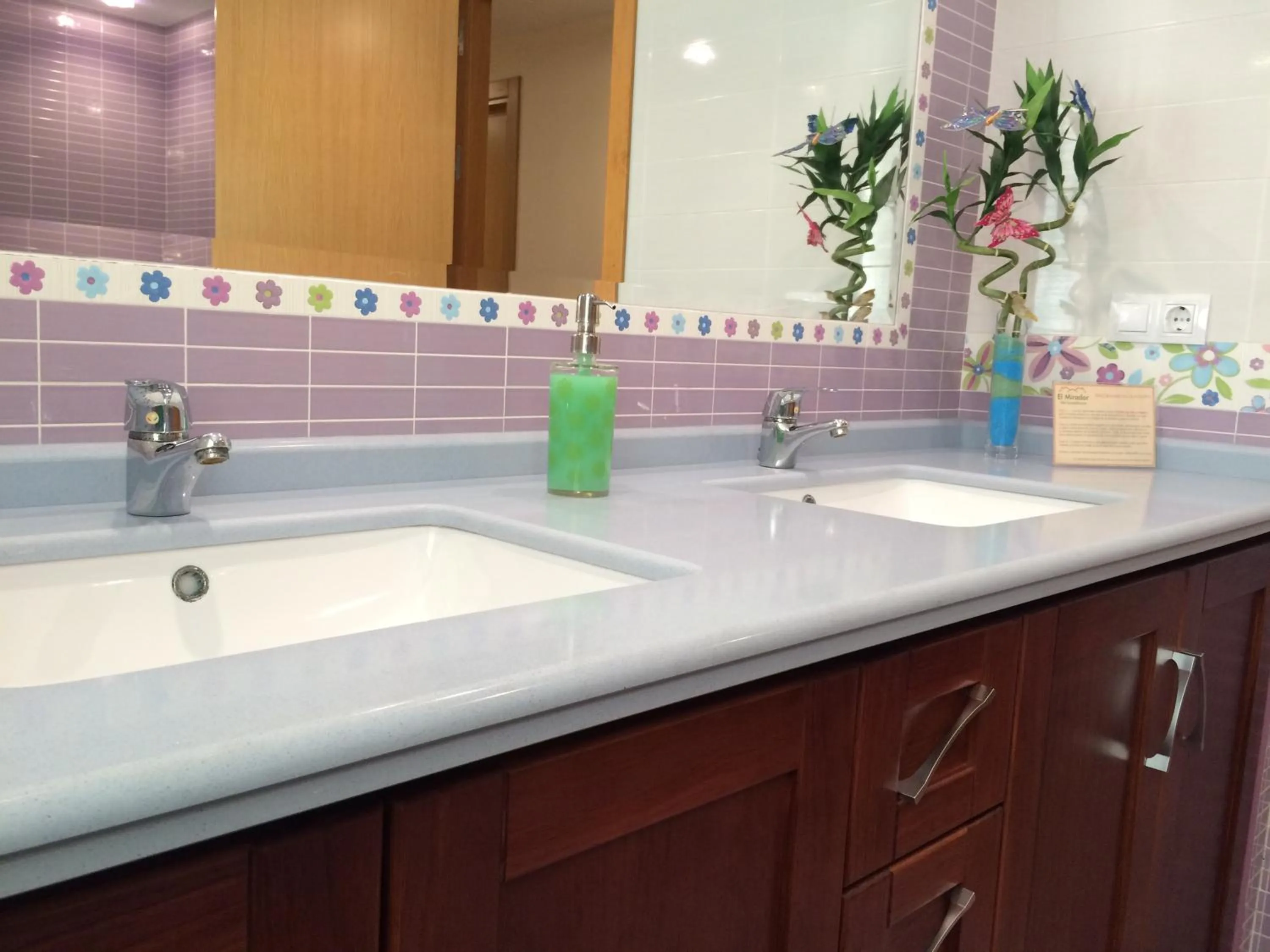 Bathroom in Ático Guadalhorce - Mirador privado con barbacoa y solárium