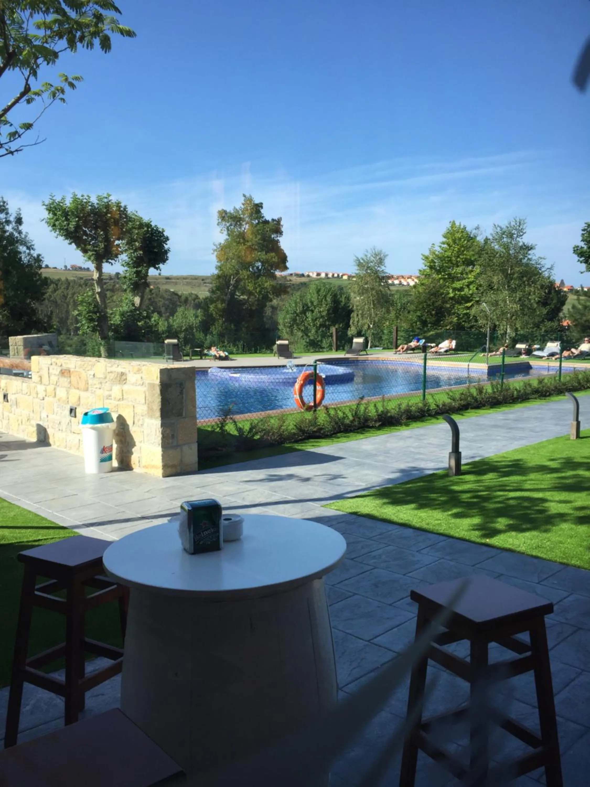 Swimming pool in Hotel Marfrei