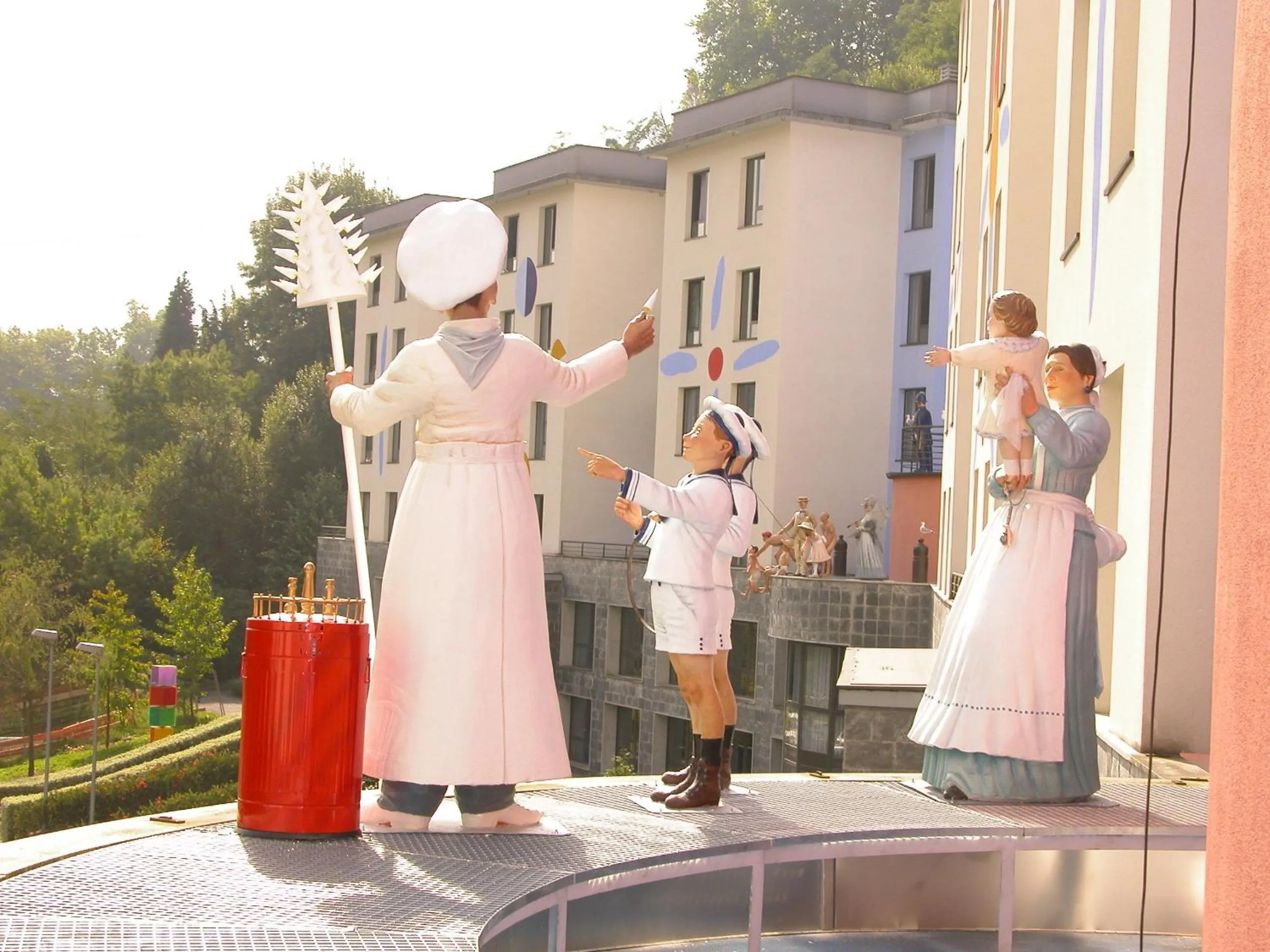 Facade/entrance in Olarain