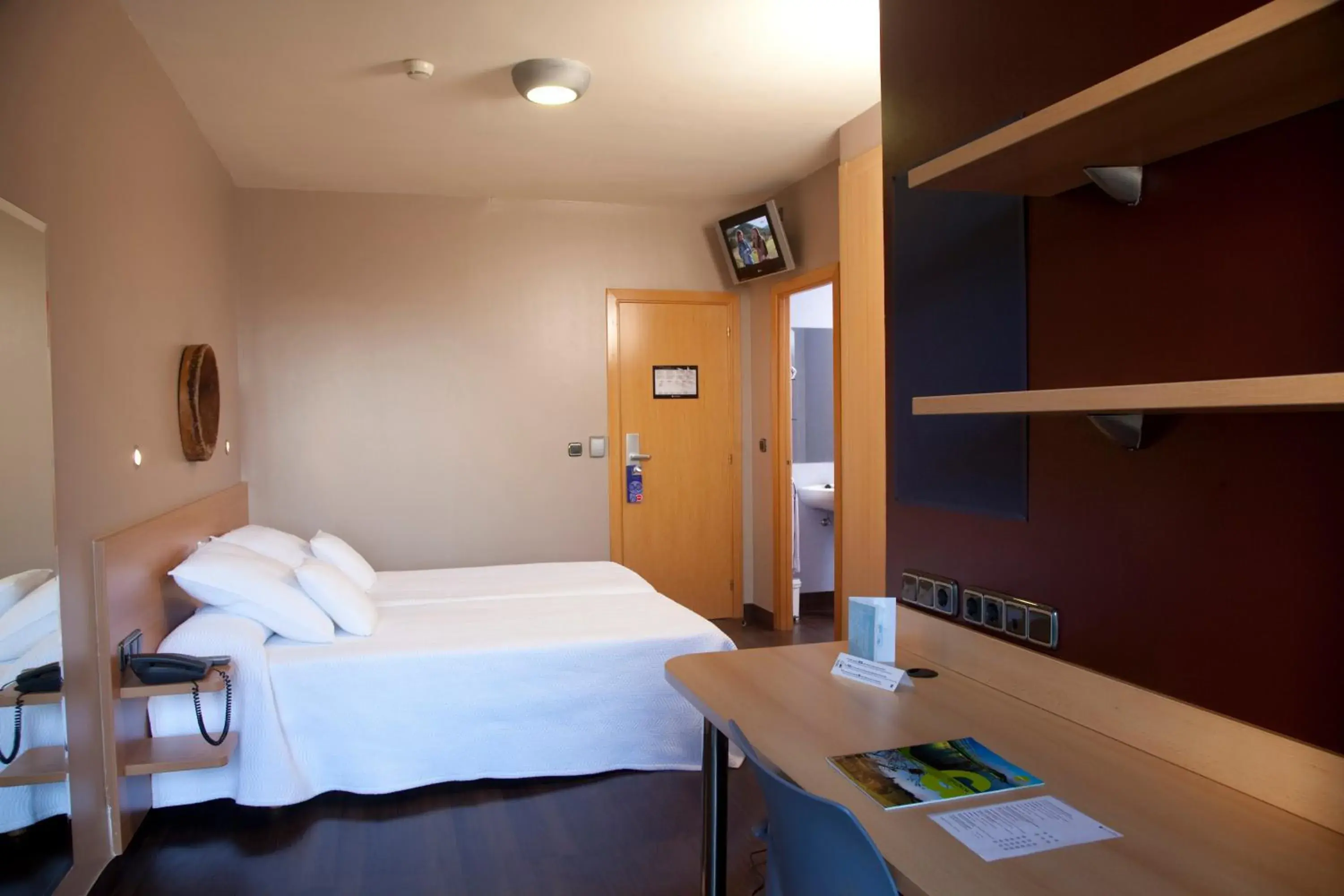 Superior Twin Room in Olarain Superior Twin Room in Olarain