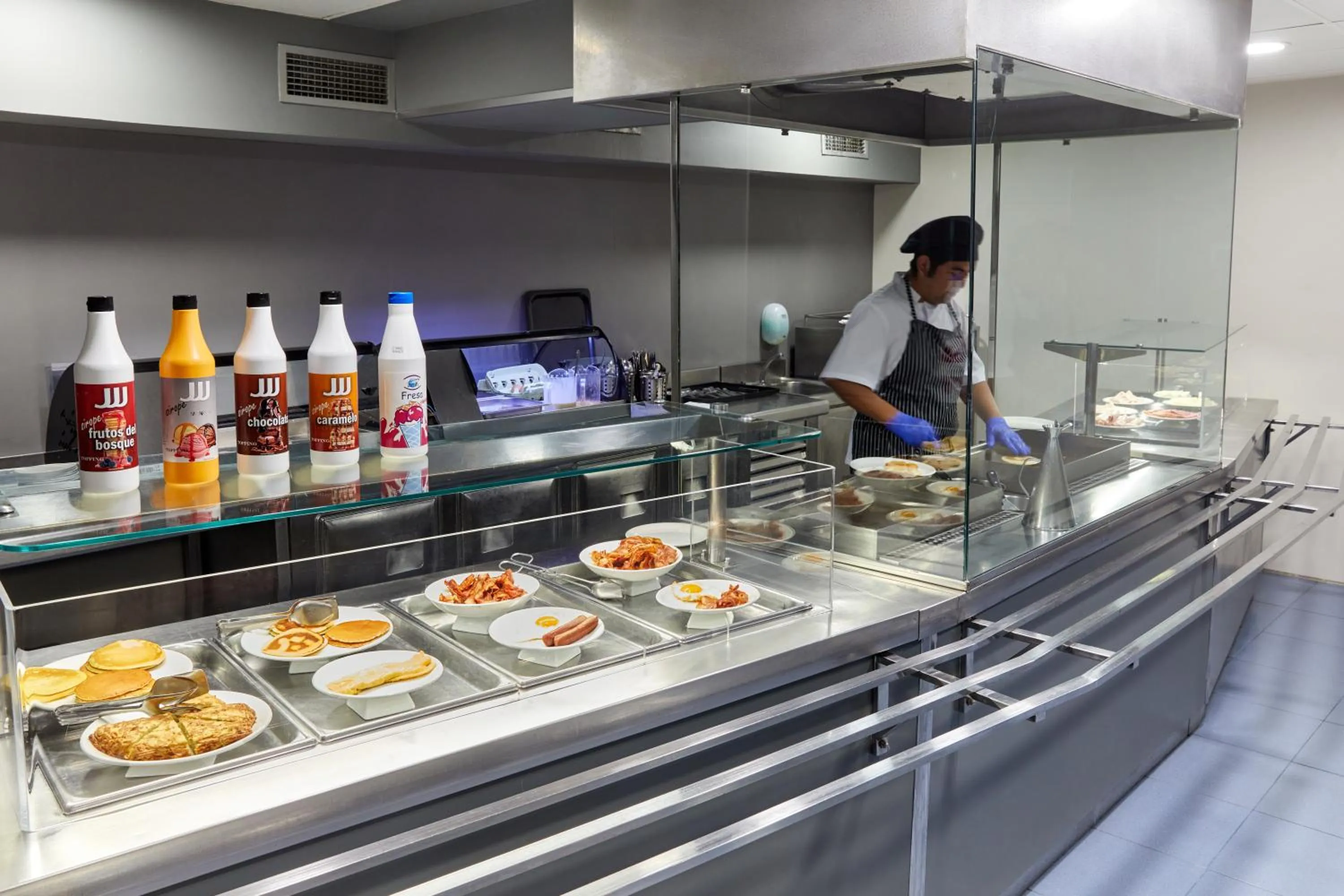 Breakfast in Olarain