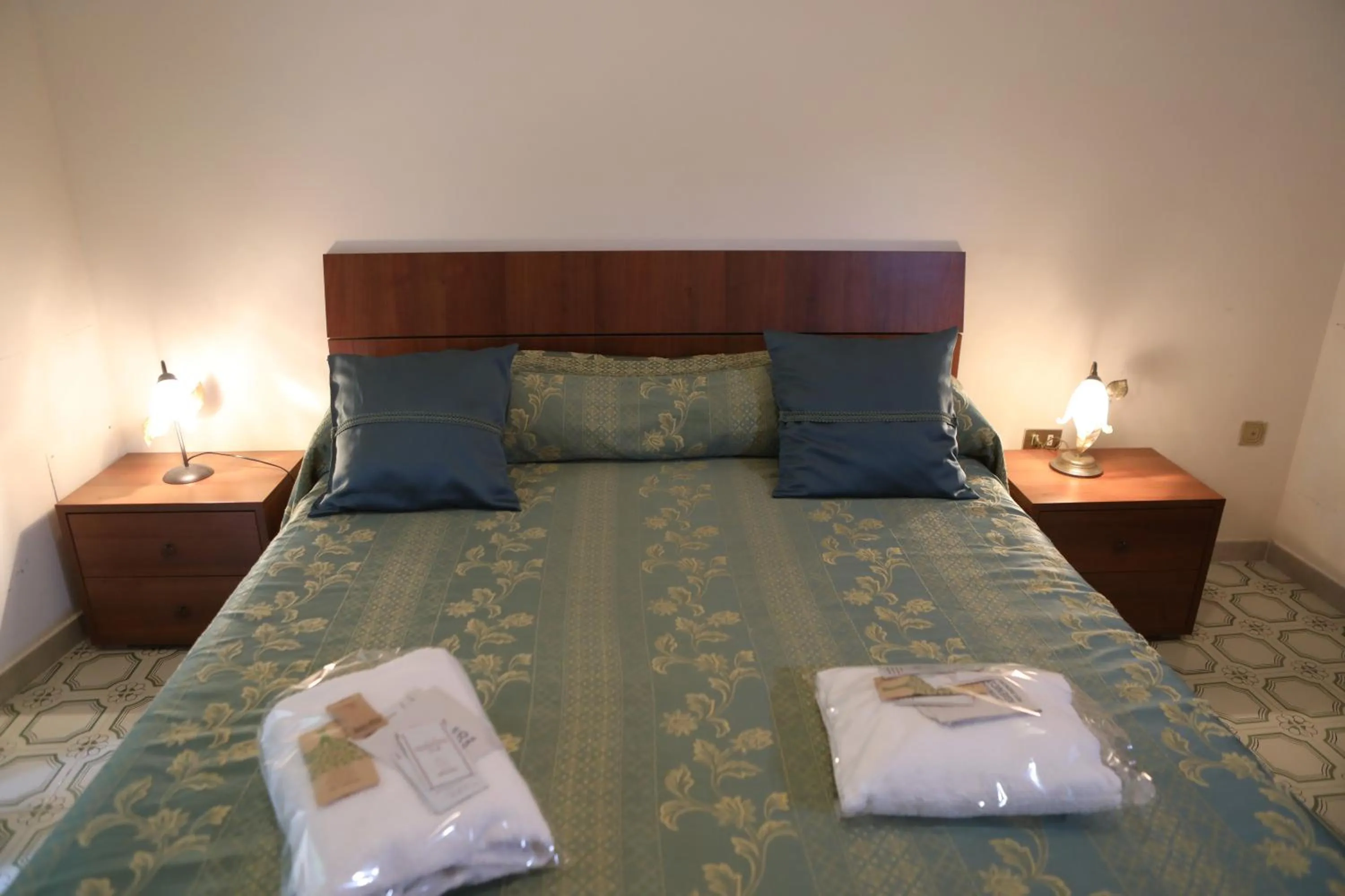 Photo of the whole room, Bed in Alle Antiche Mura