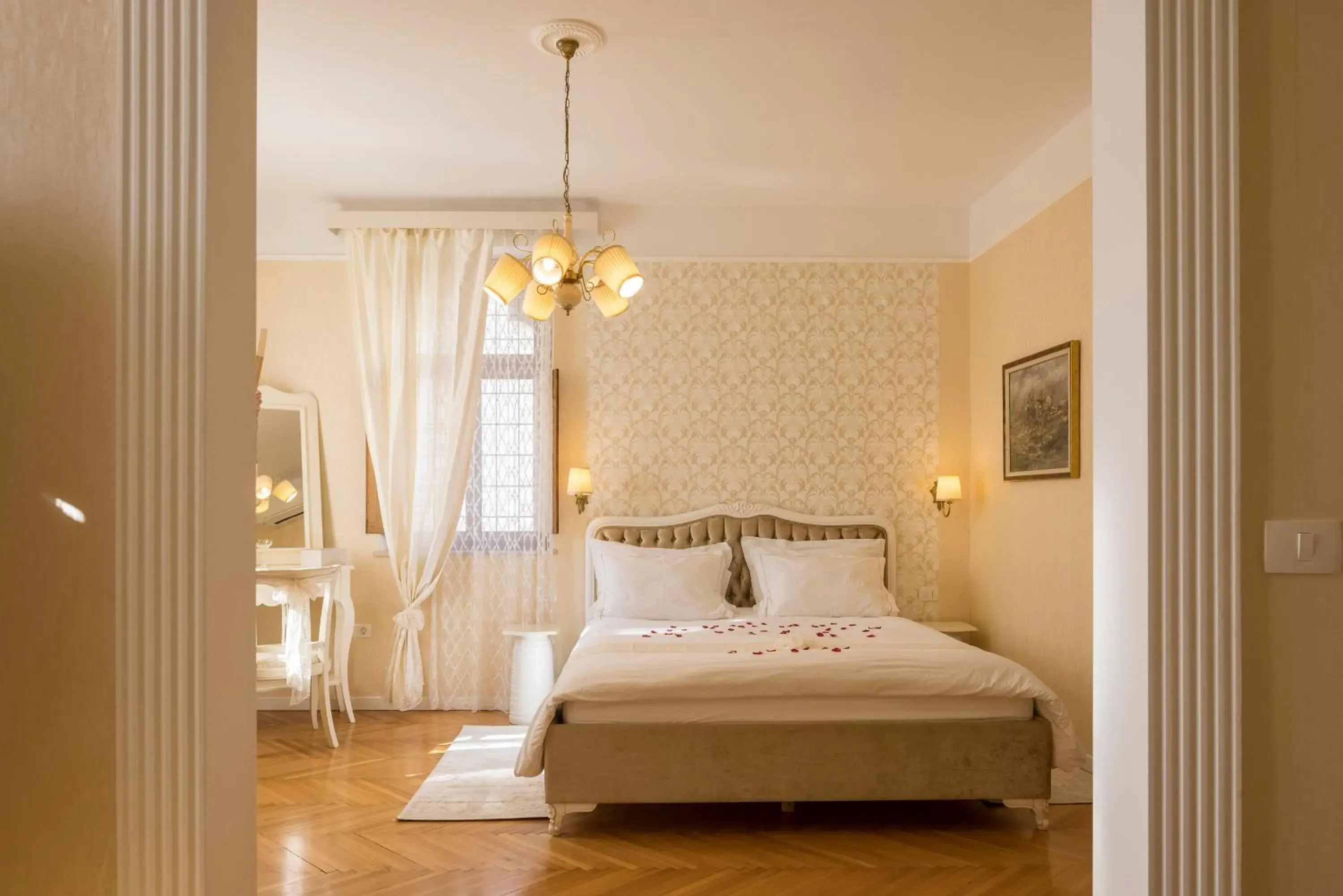 Deluxe Double Room with Sea View - single occupancy in Benecanka Casa Veneziana Piran Deluxe Double Room with Sea View - single occupancy in Benecanka Casa Veneziana Piran