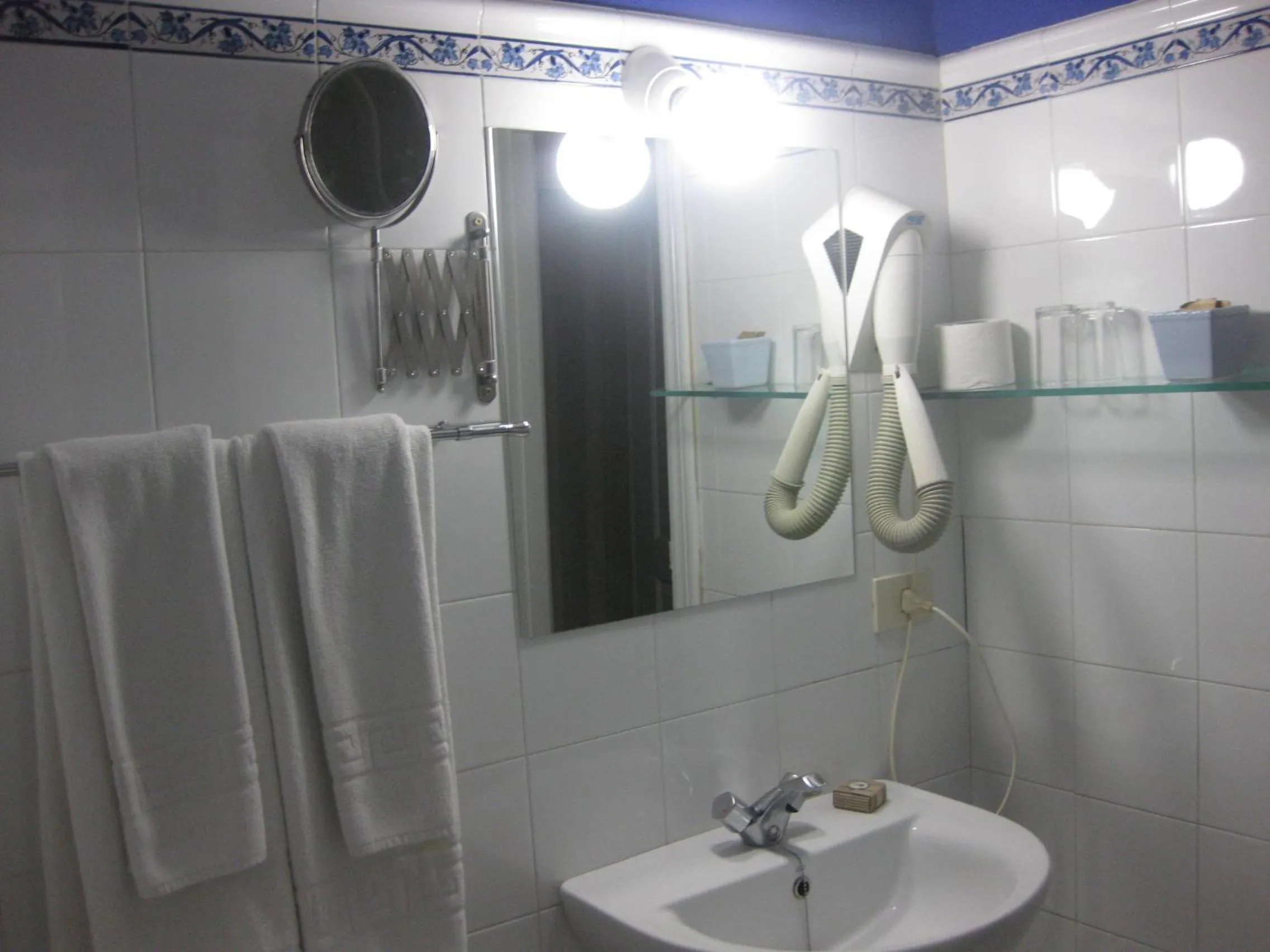 Bathroom in Hotel Colegiata