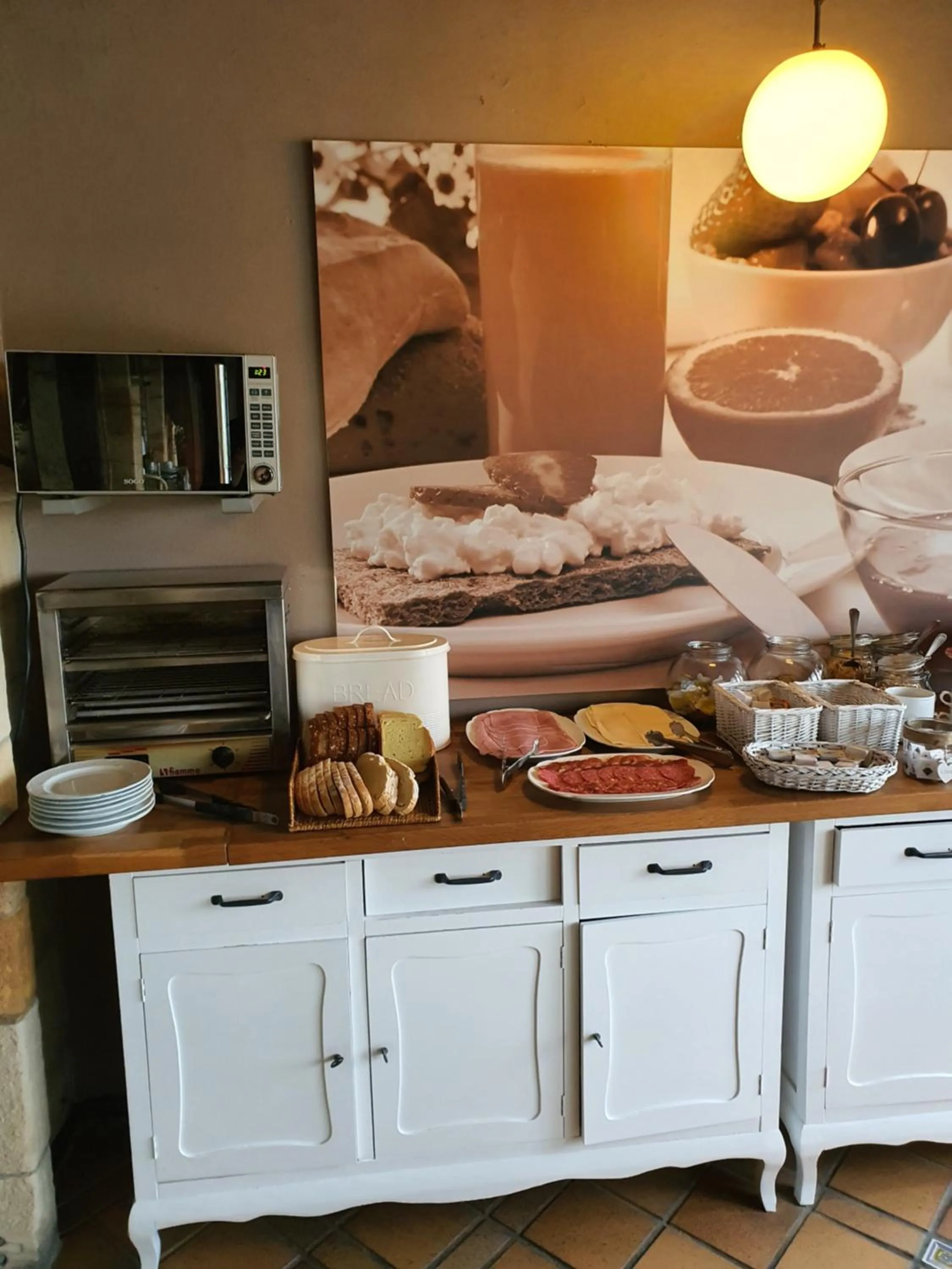 Buffet breakfast in Hotel Colegiata