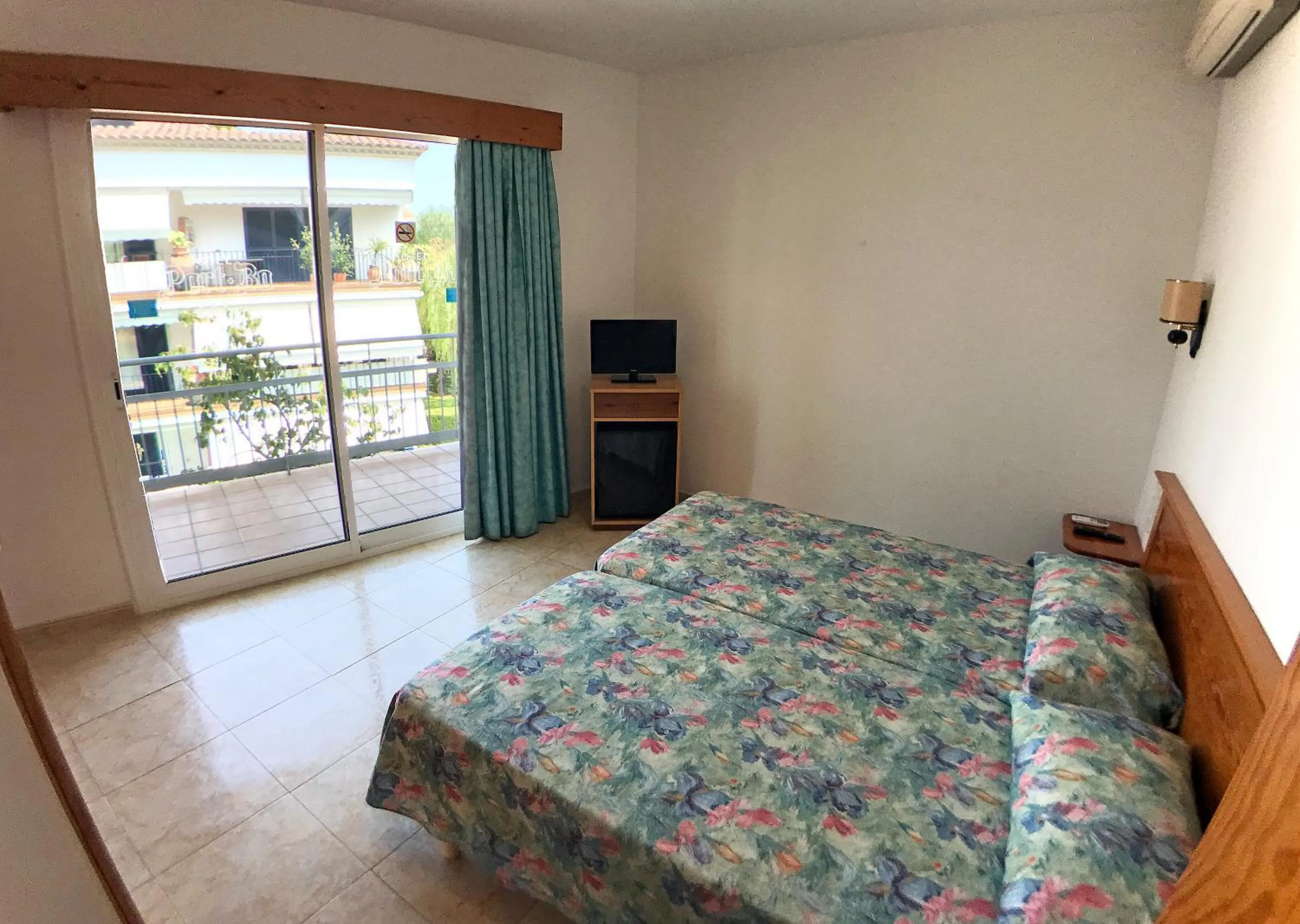 Bedroom, Bed in Hotel Port-Bo