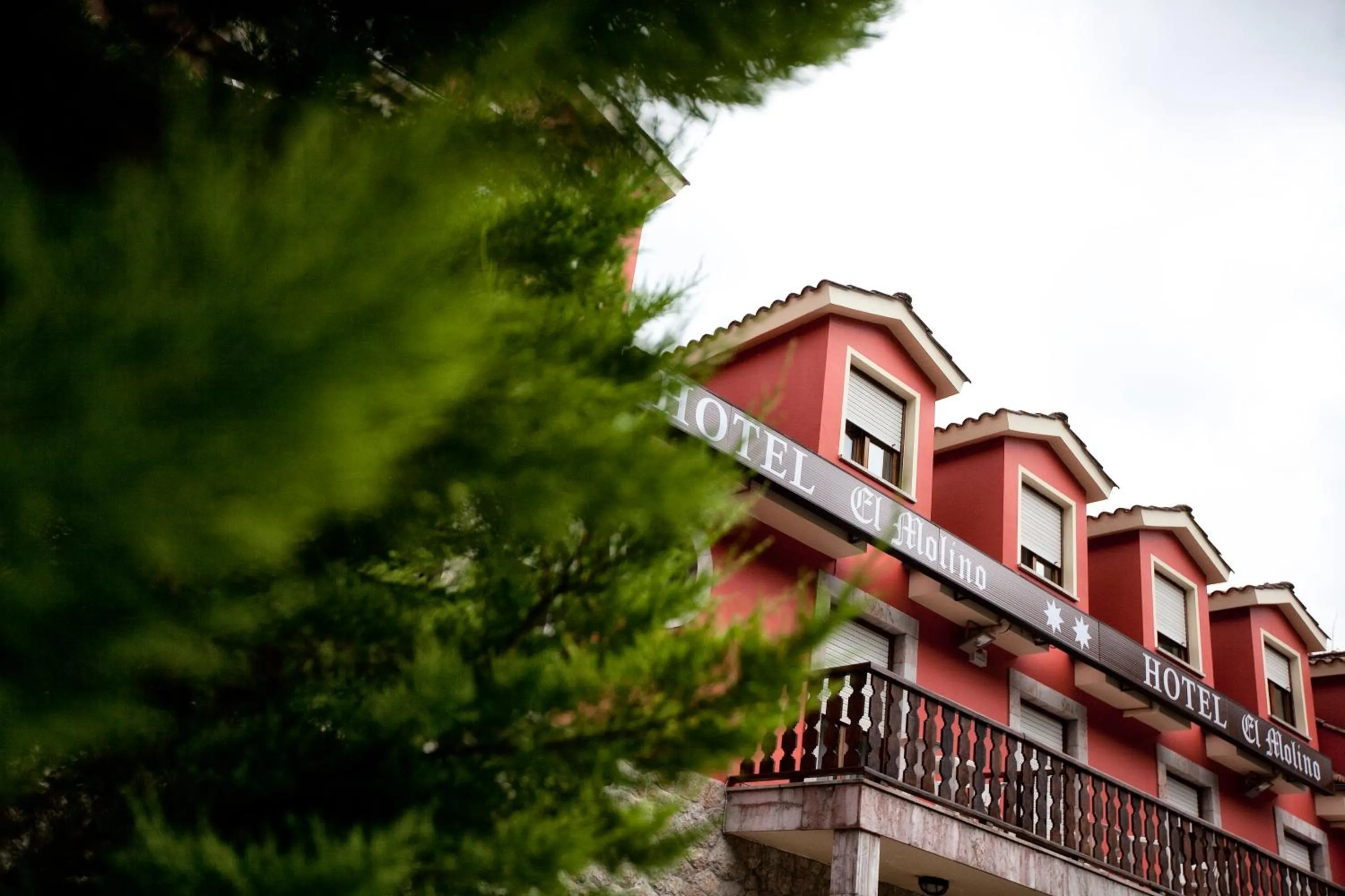 Facade/entrance in Hotel Rural El Molino