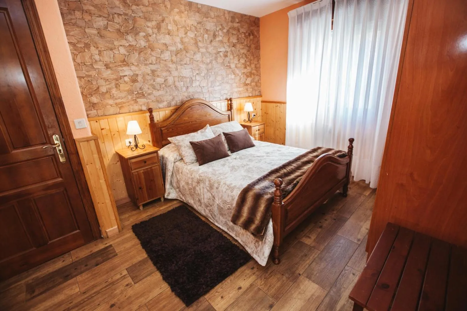 Photo of the whole room, Bed in Hotel Rural El Molino