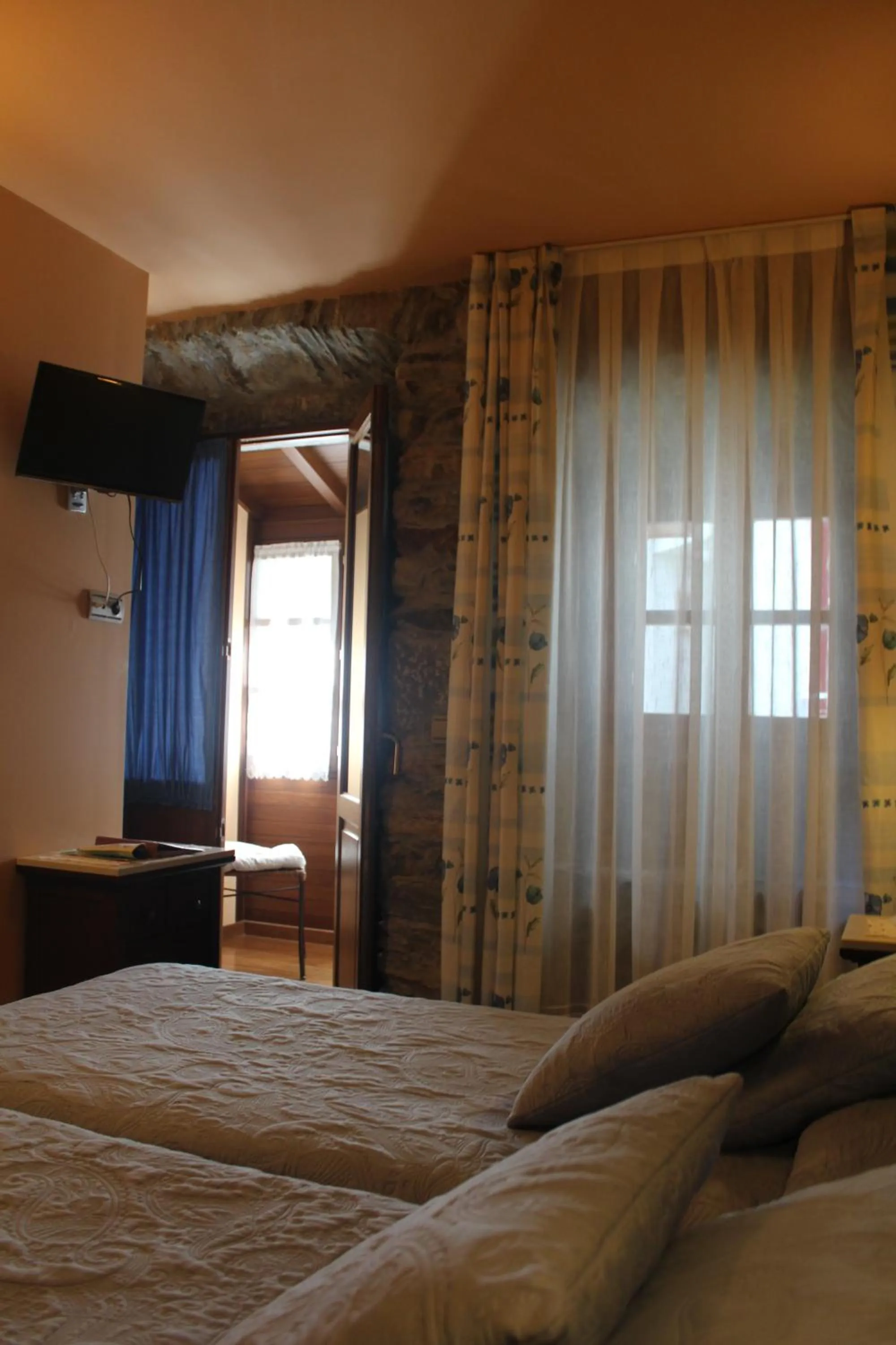 Photo of the whole room, Bed in Hotel Casa Prendes