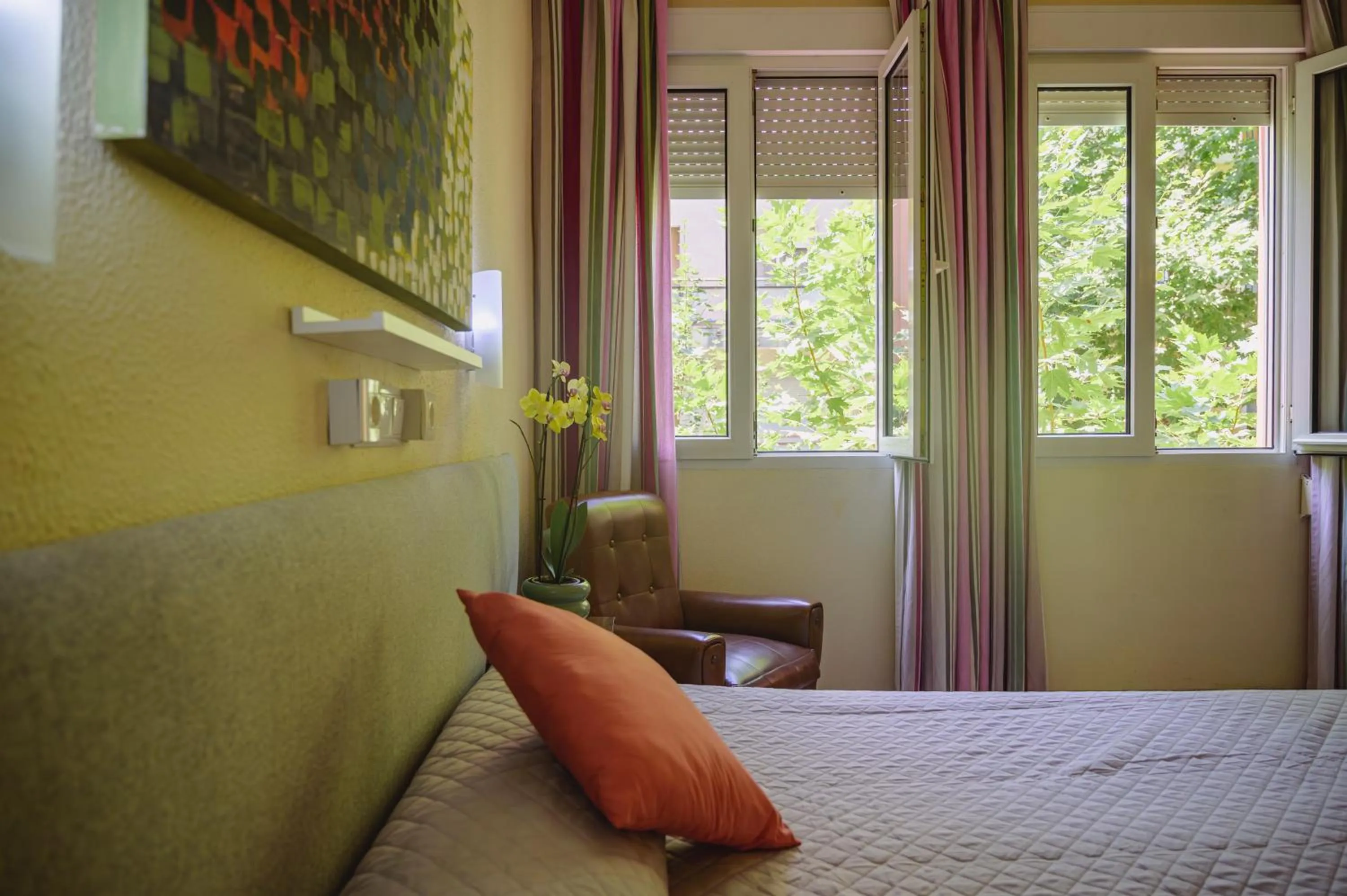 Photo of the whole room, Bed in Hotel Paraíso