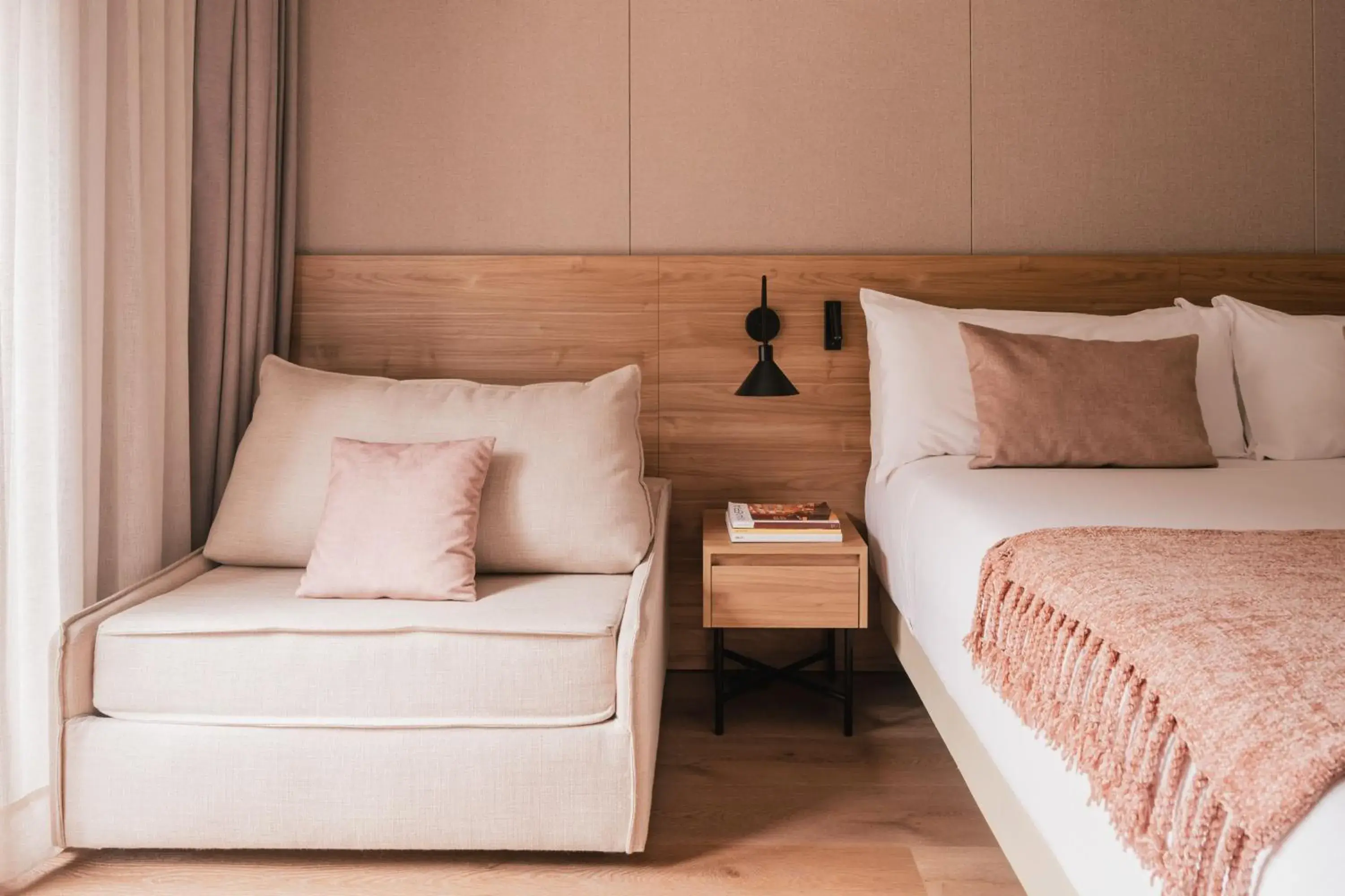 Bed in MiM Baqueira Meliá Collection Bed in MiM Baqueira Meliá Collection