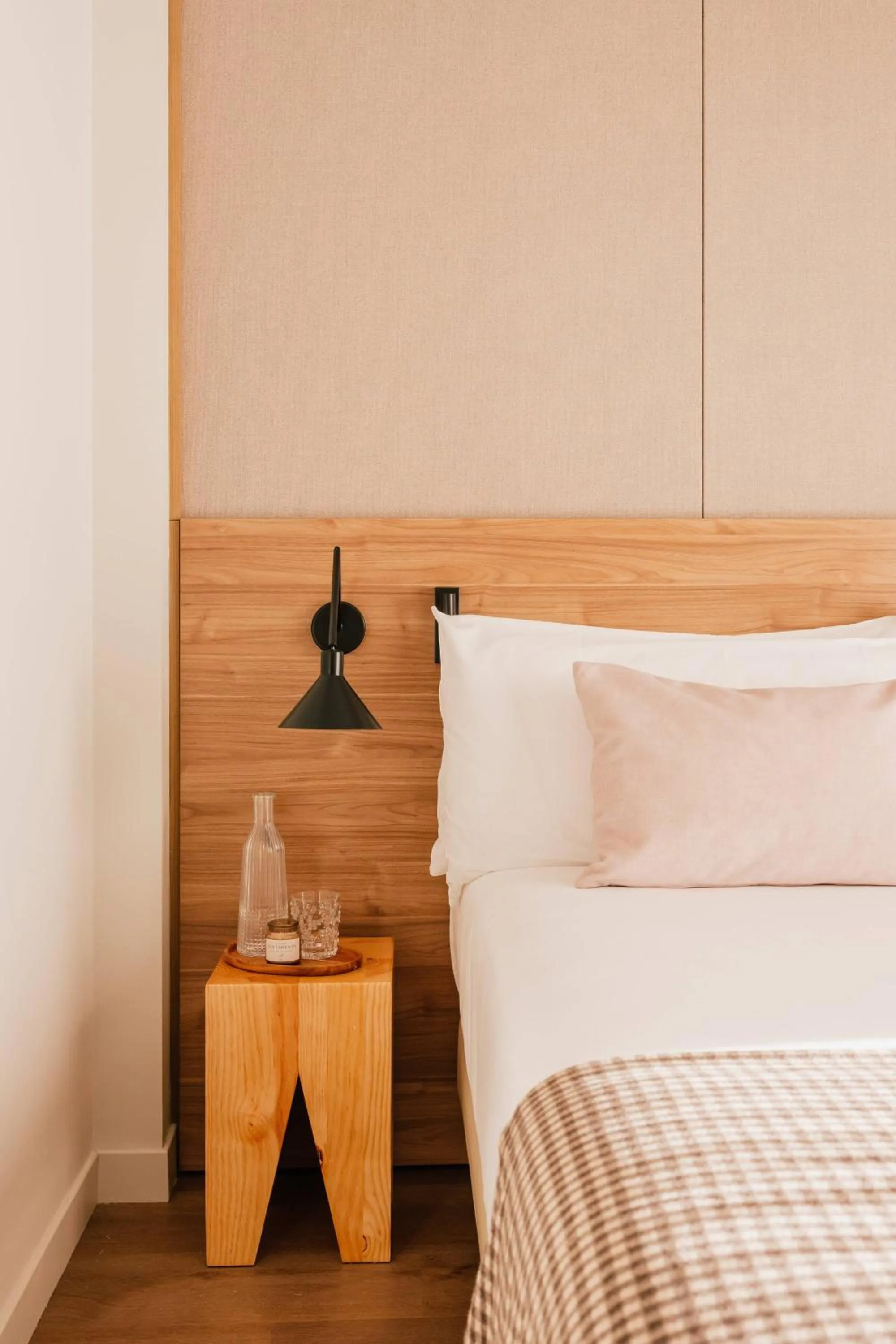 Bed in MiM Baqueira Meliá Collection