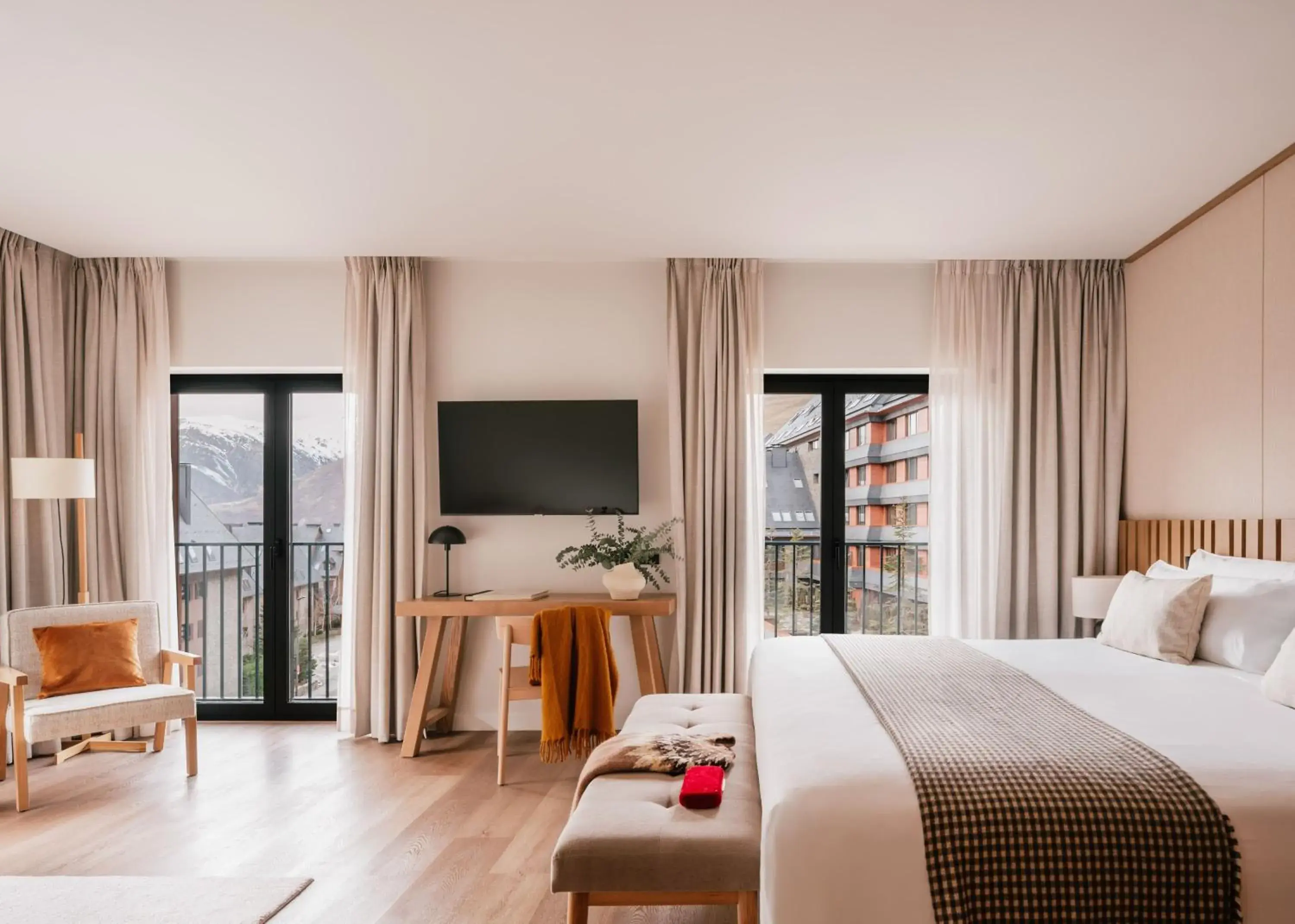 Property building, Bed in MiM Baqueira Meliá Collection Property building, Bed in MiM Baqueira Meliá Collection