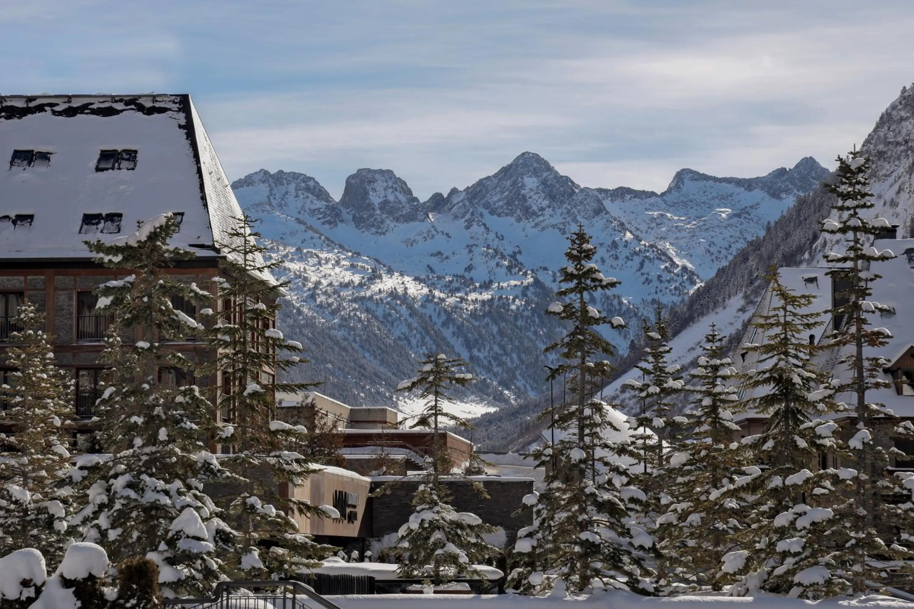 Property building in MIM Baqueira Member of Melia Collection