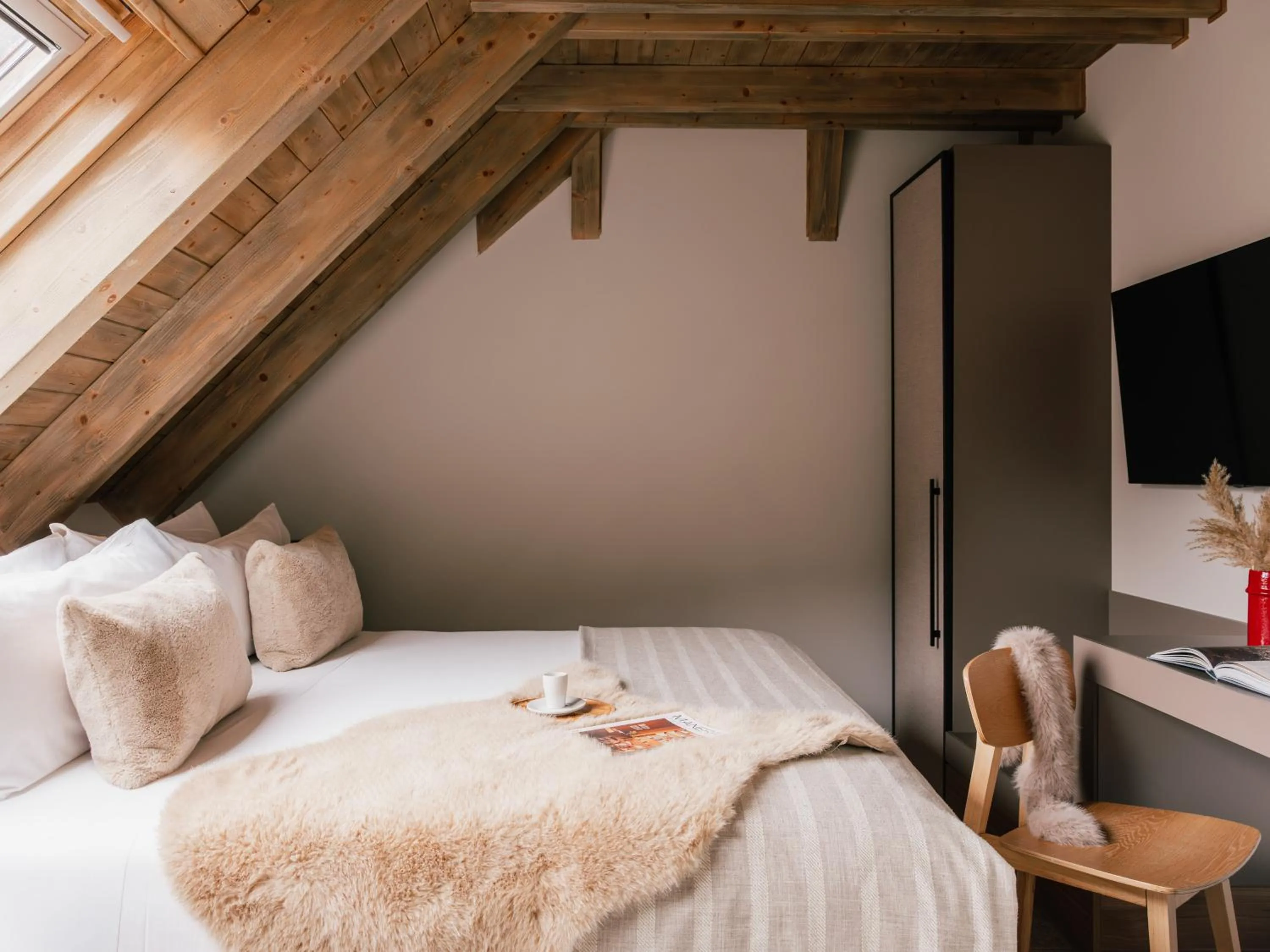 Bed in MIM Baqueira Member of Melia Collection
