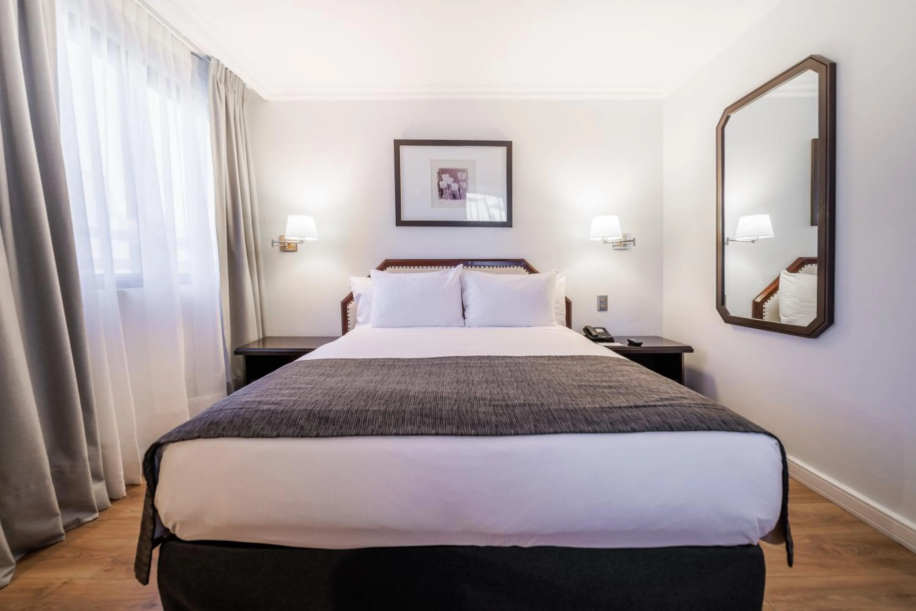 Bed in Wyndham Garden Santiago Kennedy