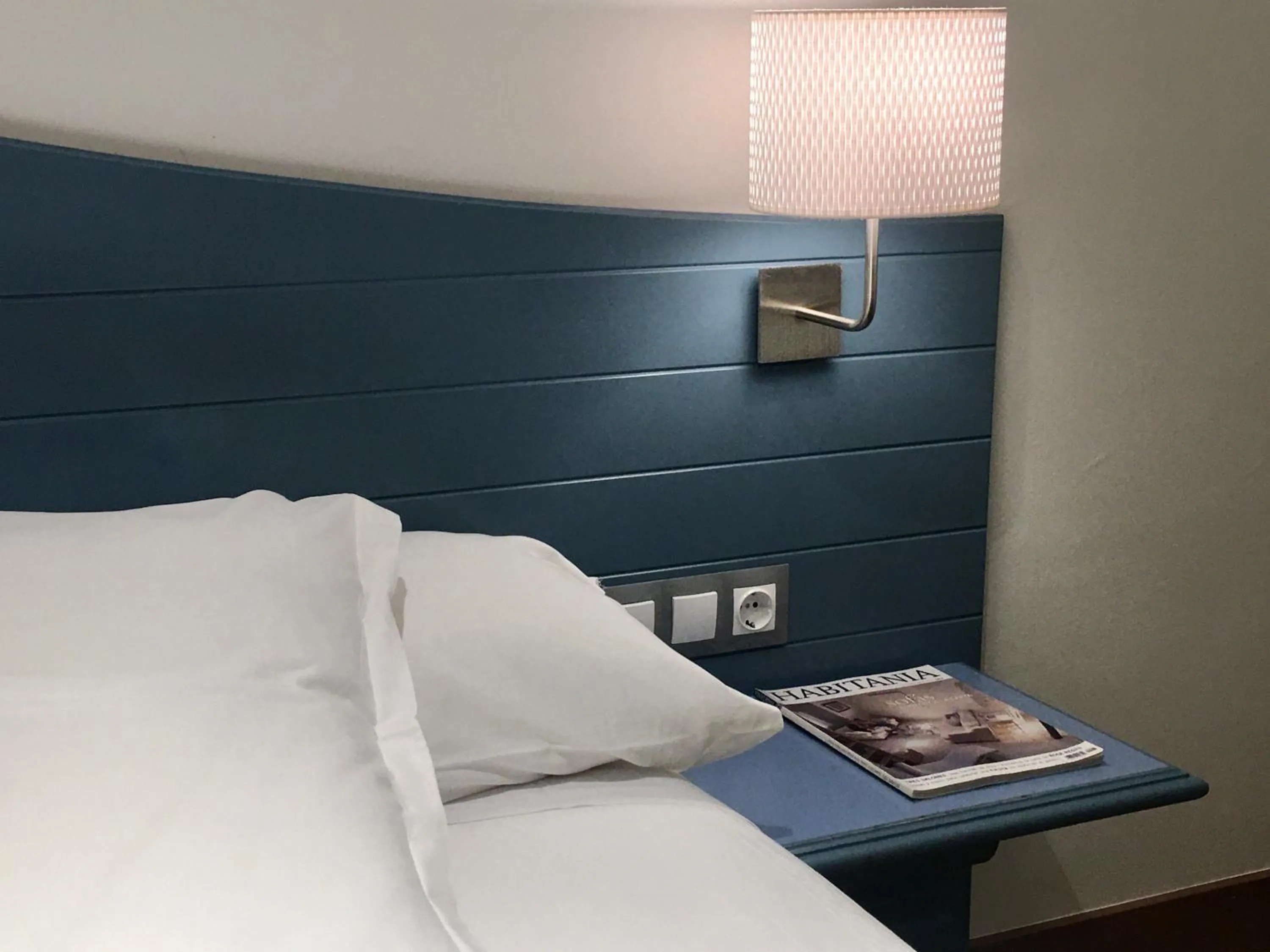 Bed in Hotel Valdecoro