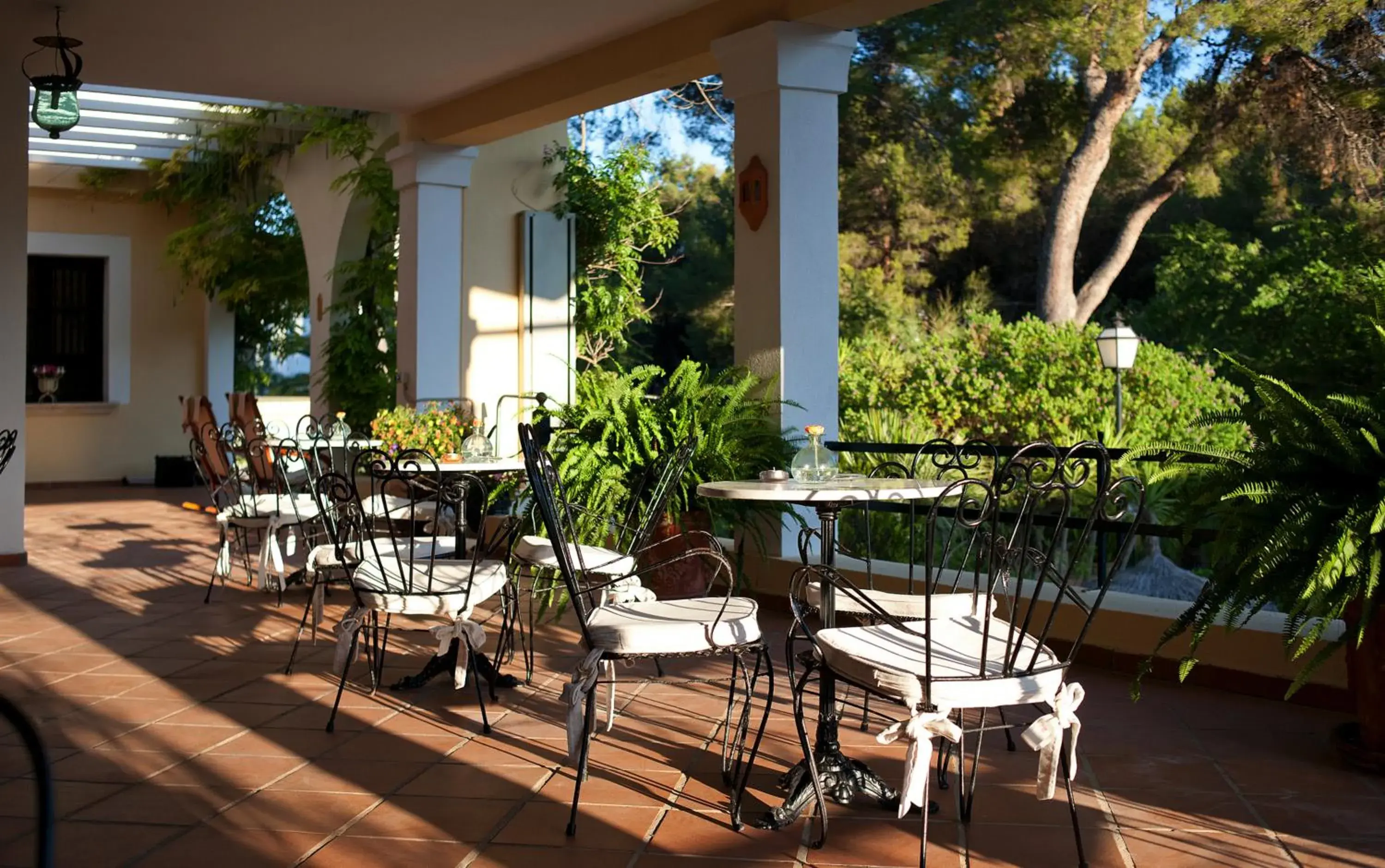 Balcony/Terrace in Hotel Bahia Balcony/Terrace in Hotel Bahia