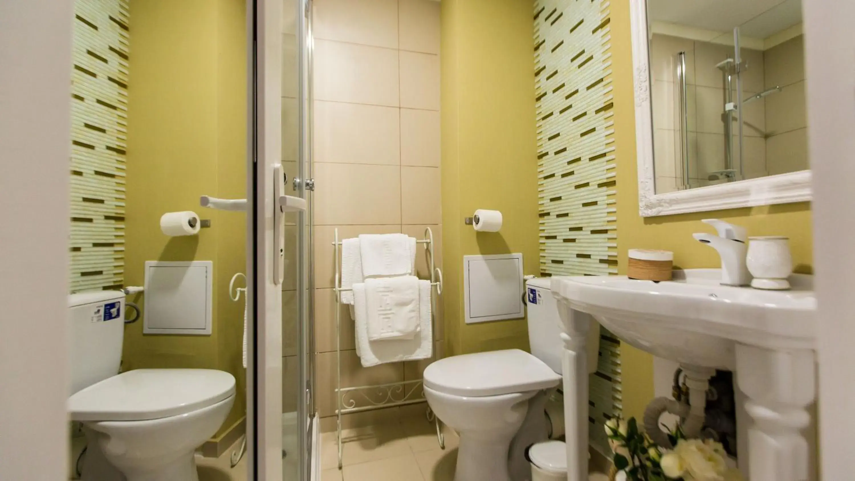 Deluxe Double Room in Hotel Evianne Boutique Deluxe Double Room in Hotel Evianne Boutique