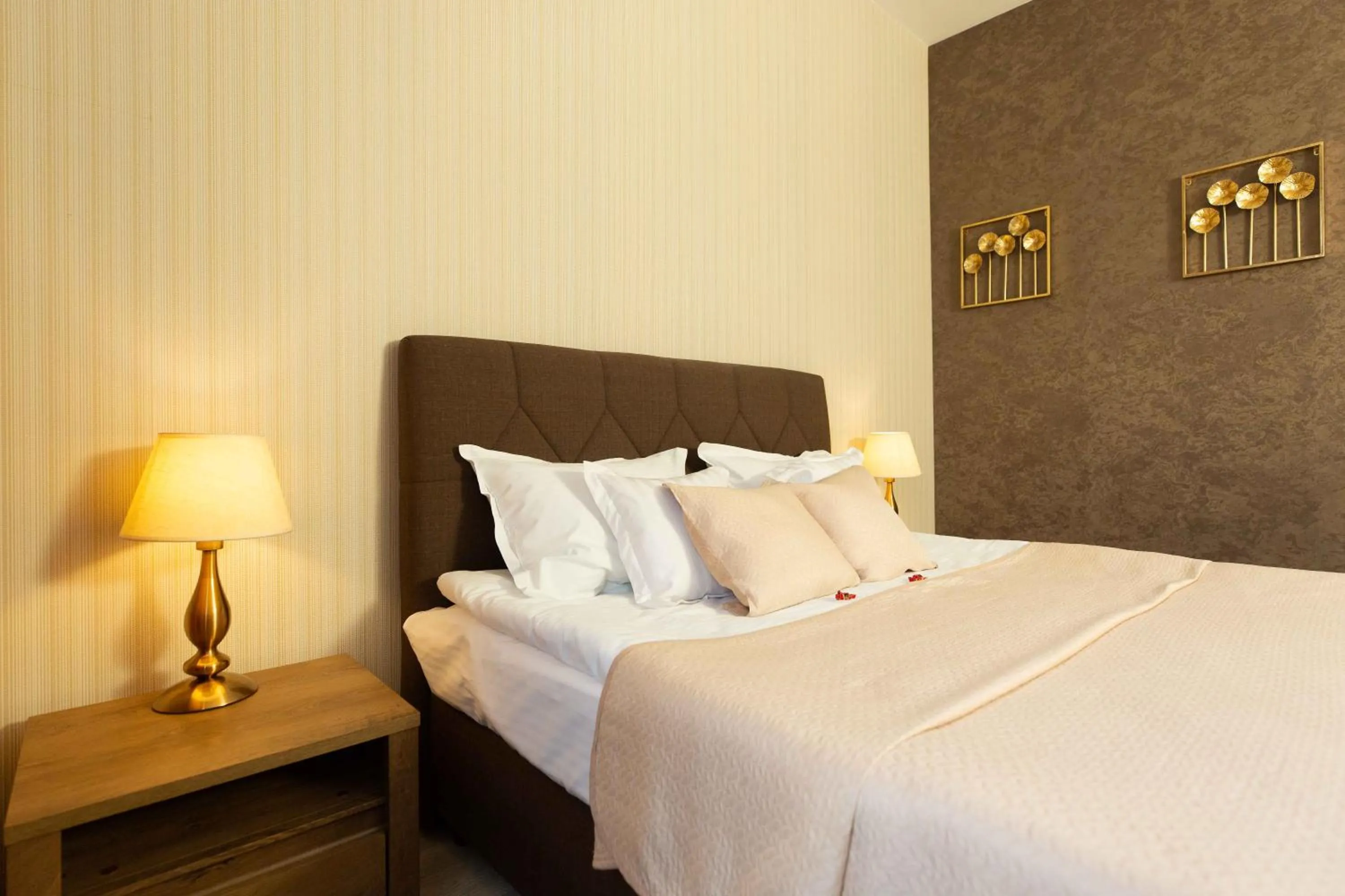 Bed in Hotel Evianne Boutique