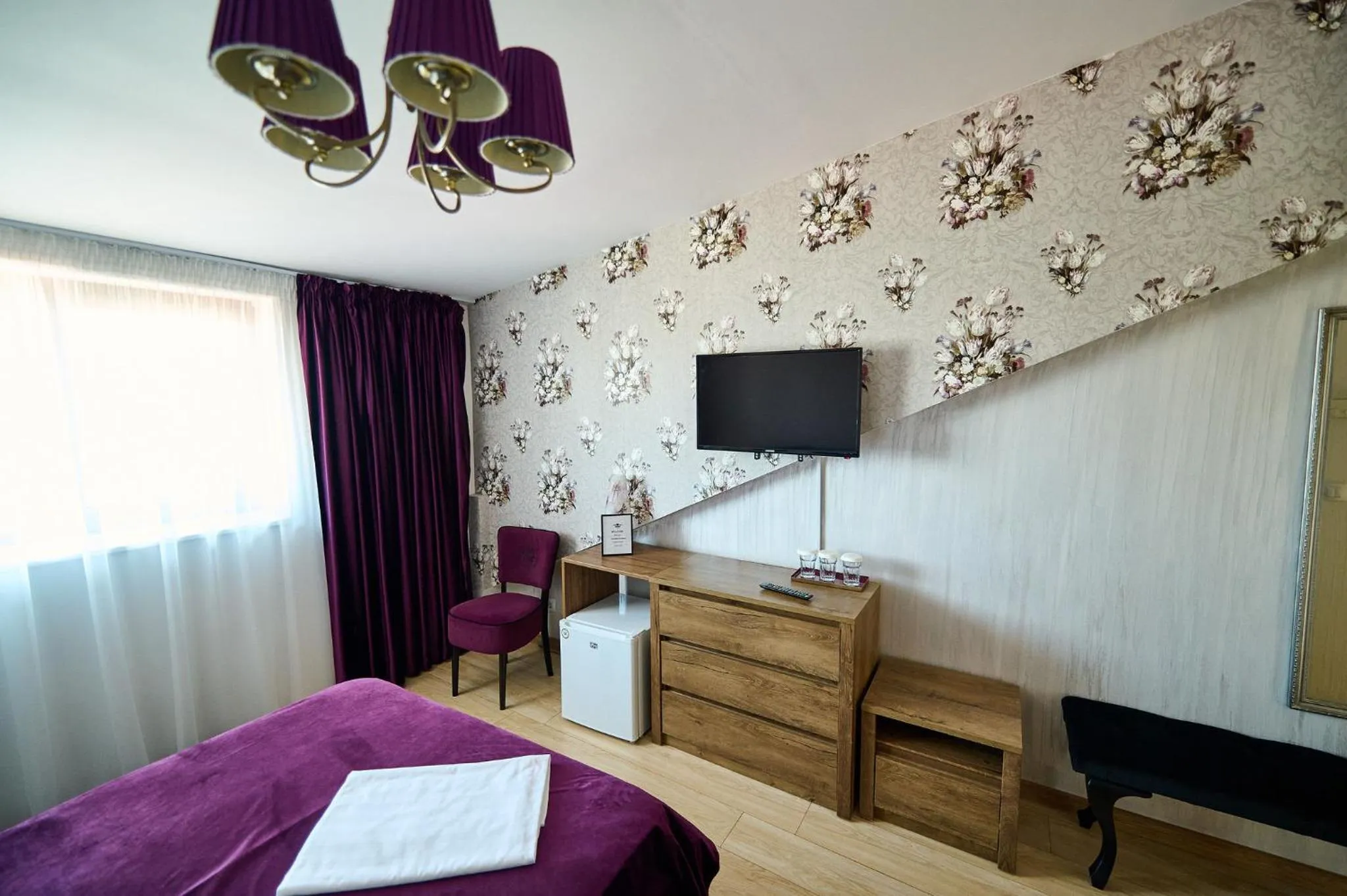 Bed in Hotel Evianne Boutique