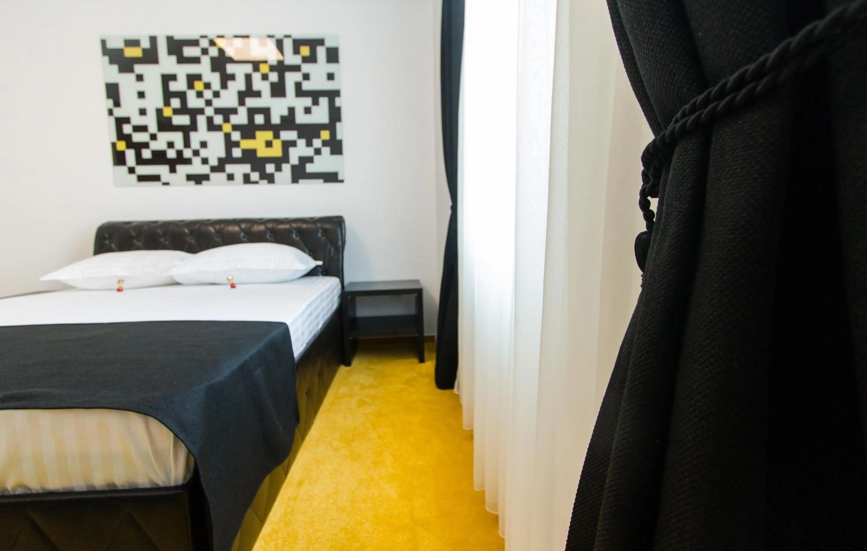 Photo of the whole room, Bed in Hotel Evianne Boutique