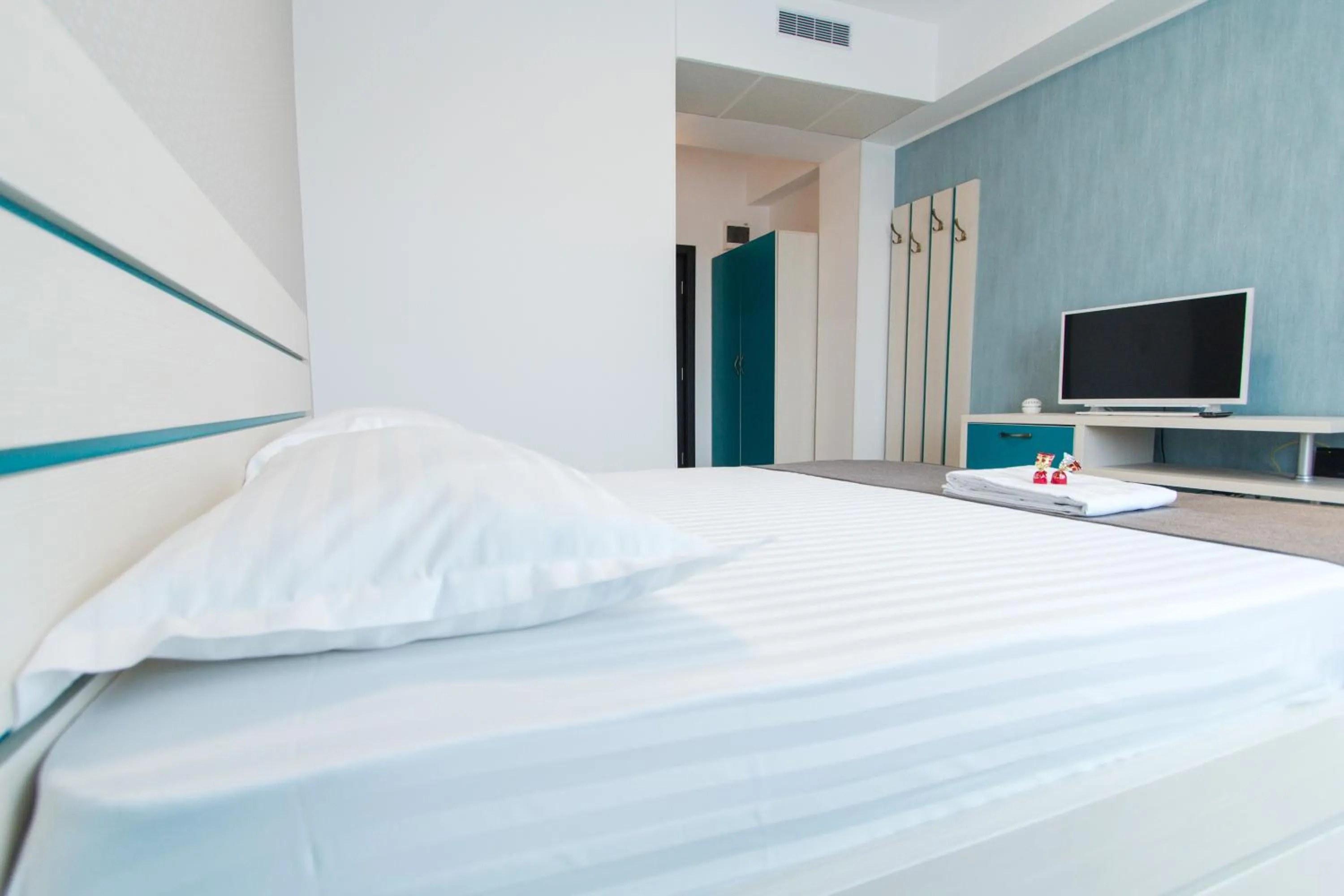 Photo of the whole room, Bed in Hotel Evianne Boutique