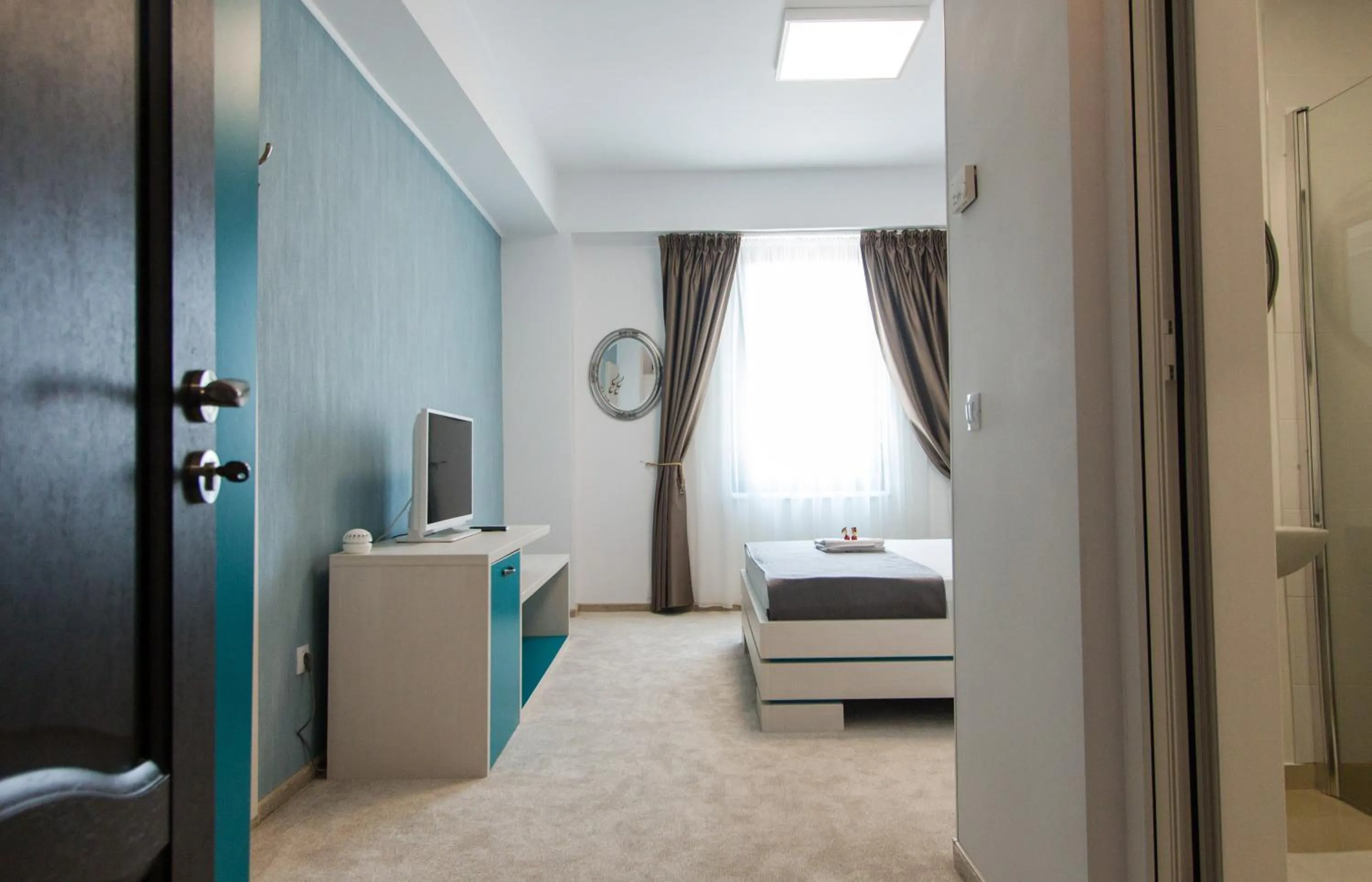 Photo of the whole room, Bed in Hotel Evianne Boutique