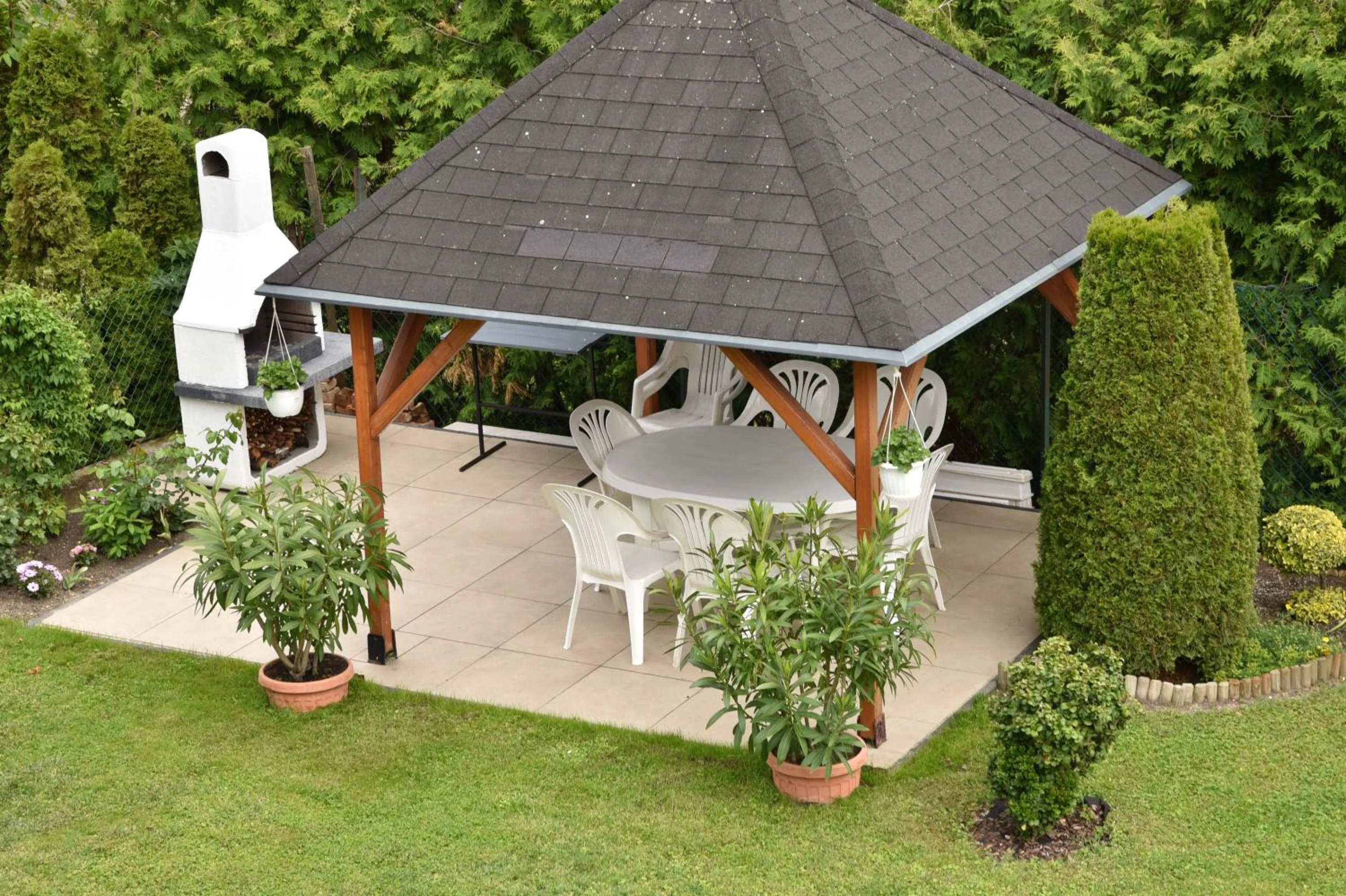 Garden in Ludika Vendégház