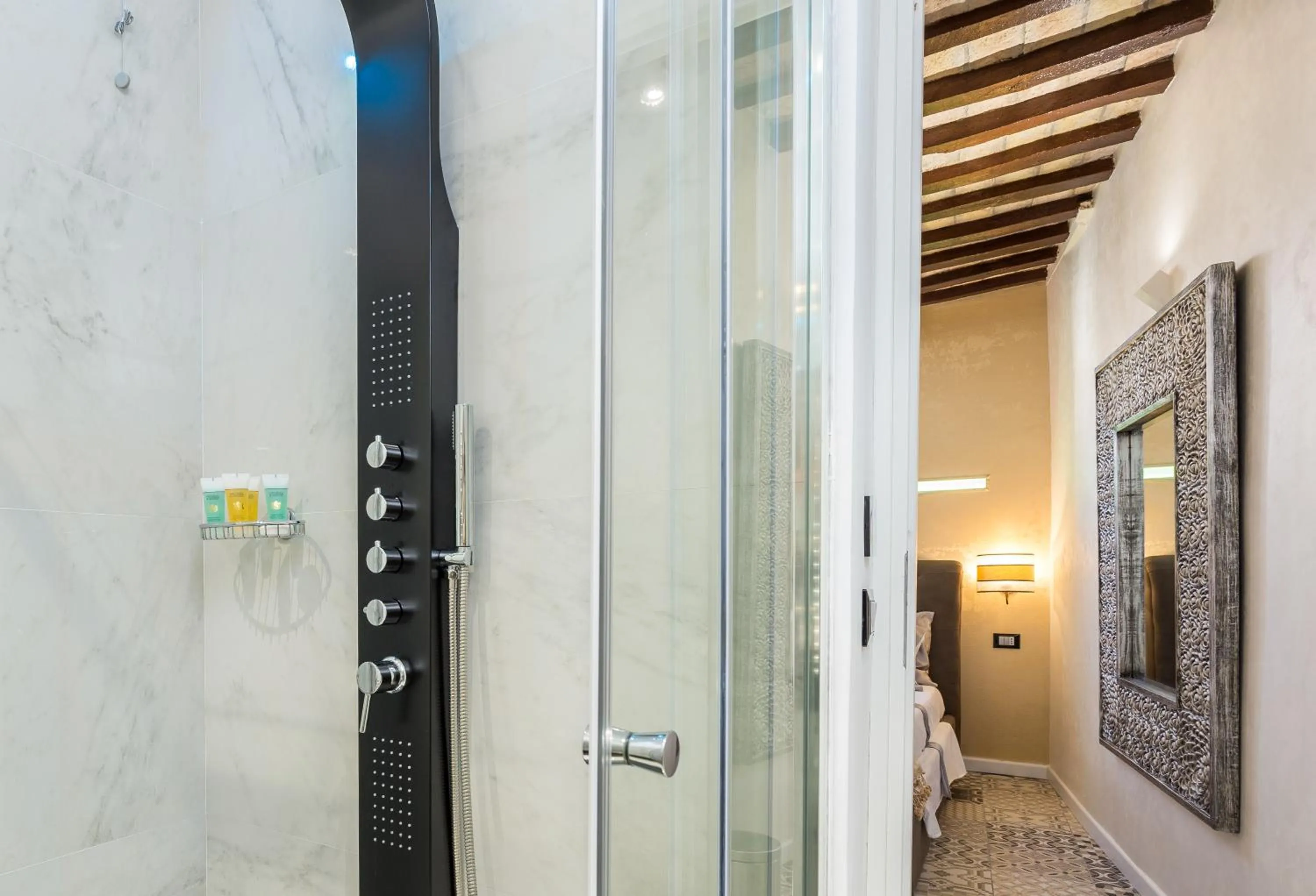 Bathroom in Hub Pantheon