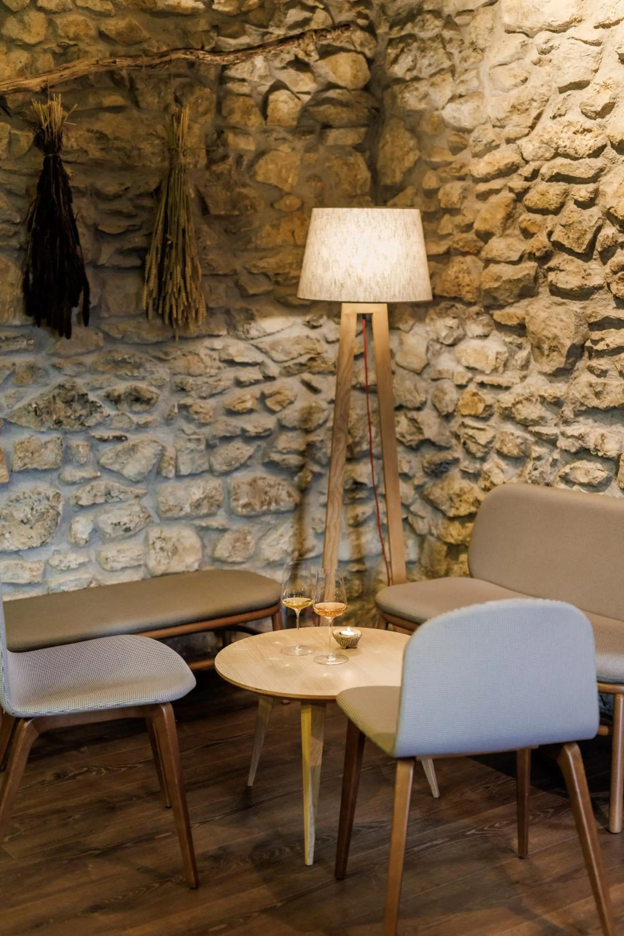 Lounge or bar in Iriarte Jauregia Hotel