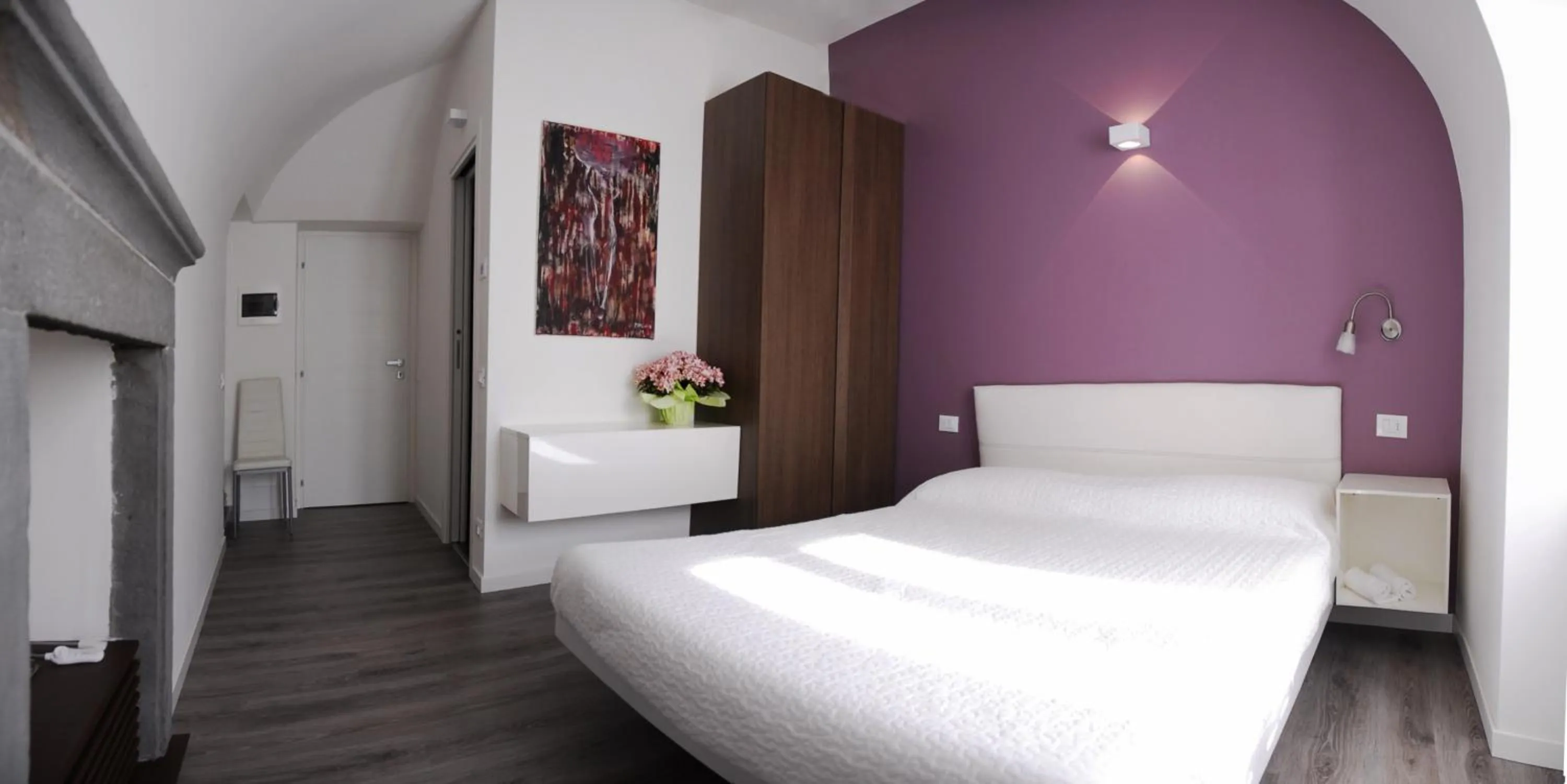 Photo of the whole room, Bed in Iseo Lake - Rooms & Apartments