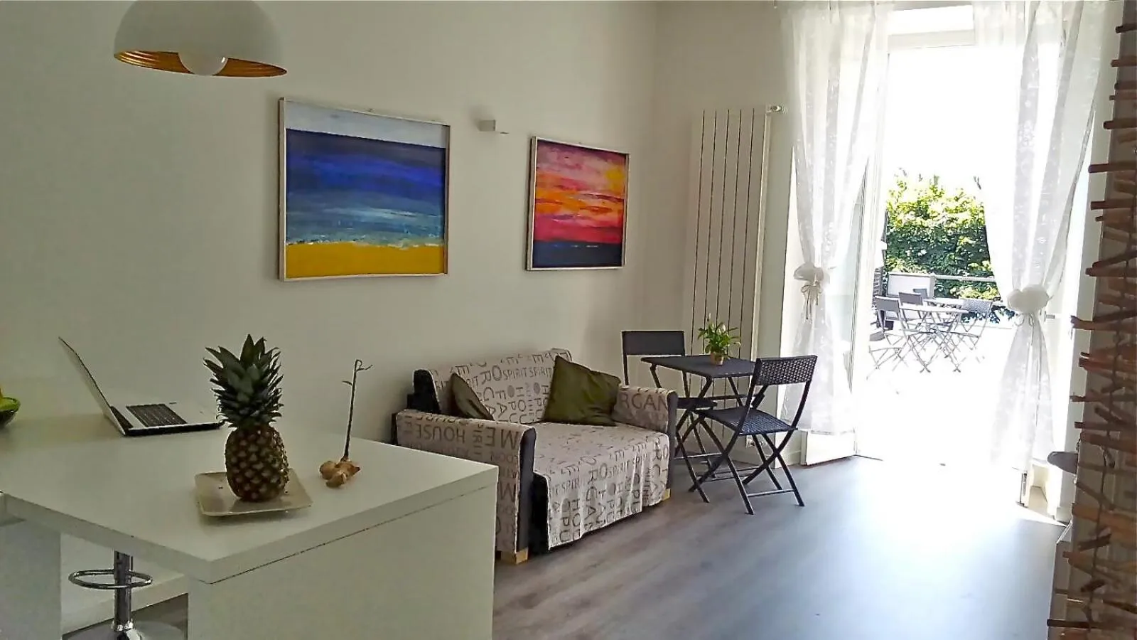 Communal lounge/ TV room in Iseo Lake - Rooms & Apartments