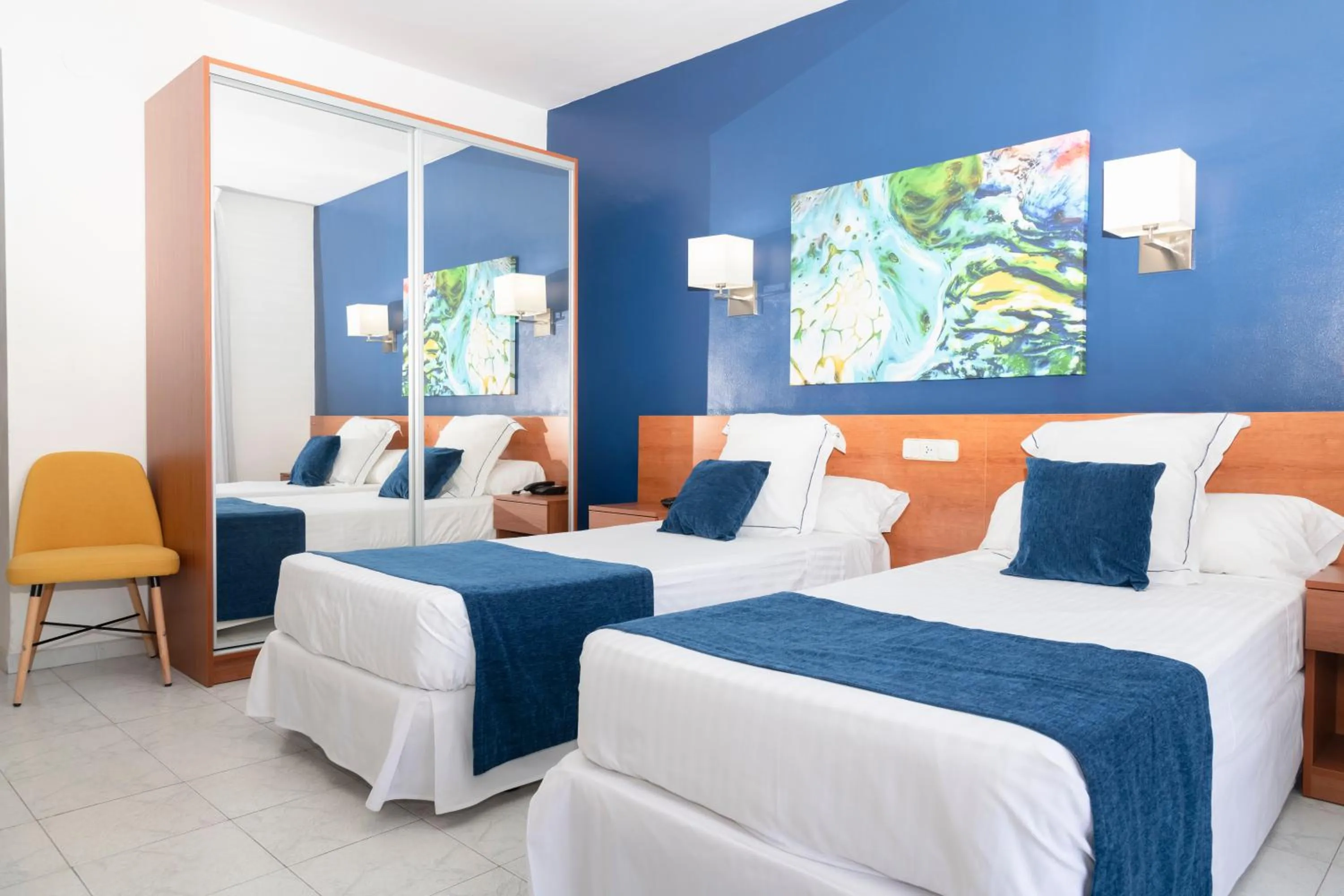 Photo of the whole room in Hotel Jaime I