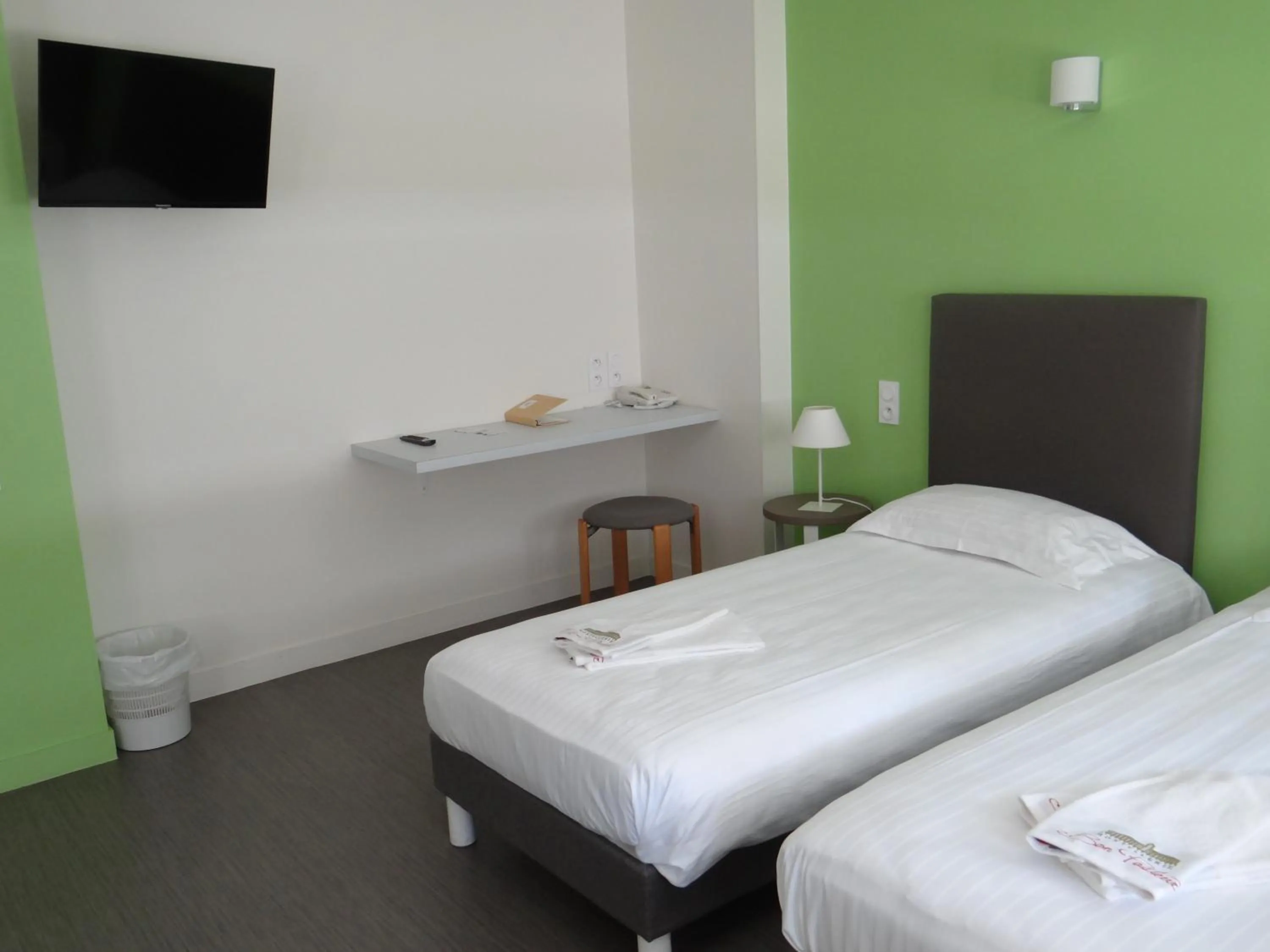 Bed in Hostellerie Bon Pasteur